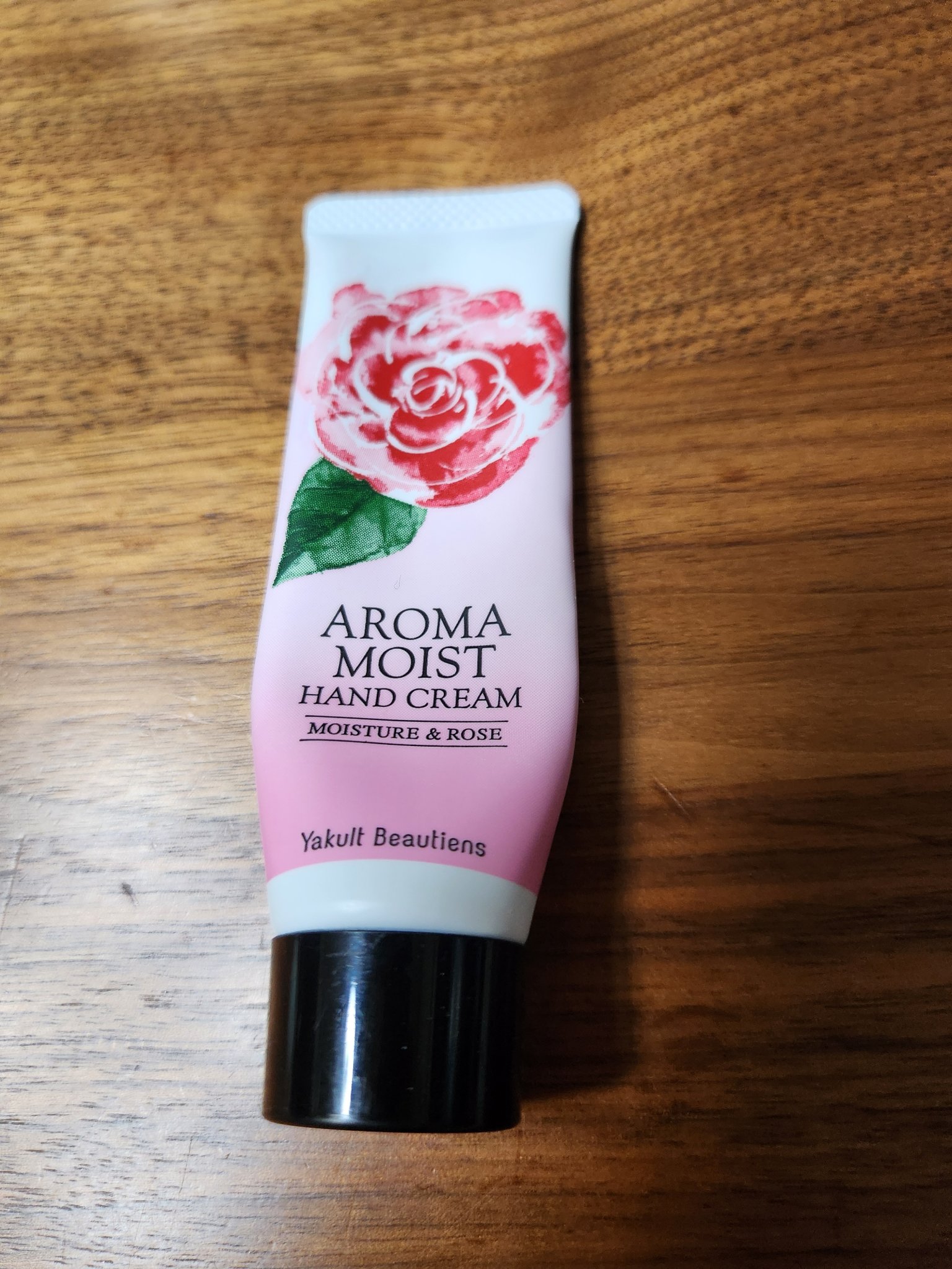 アロマモイスト ハンドクリーム/ヤクルト ビューティエンス/ハンドクリームを使ったクチコミ（1枚目）