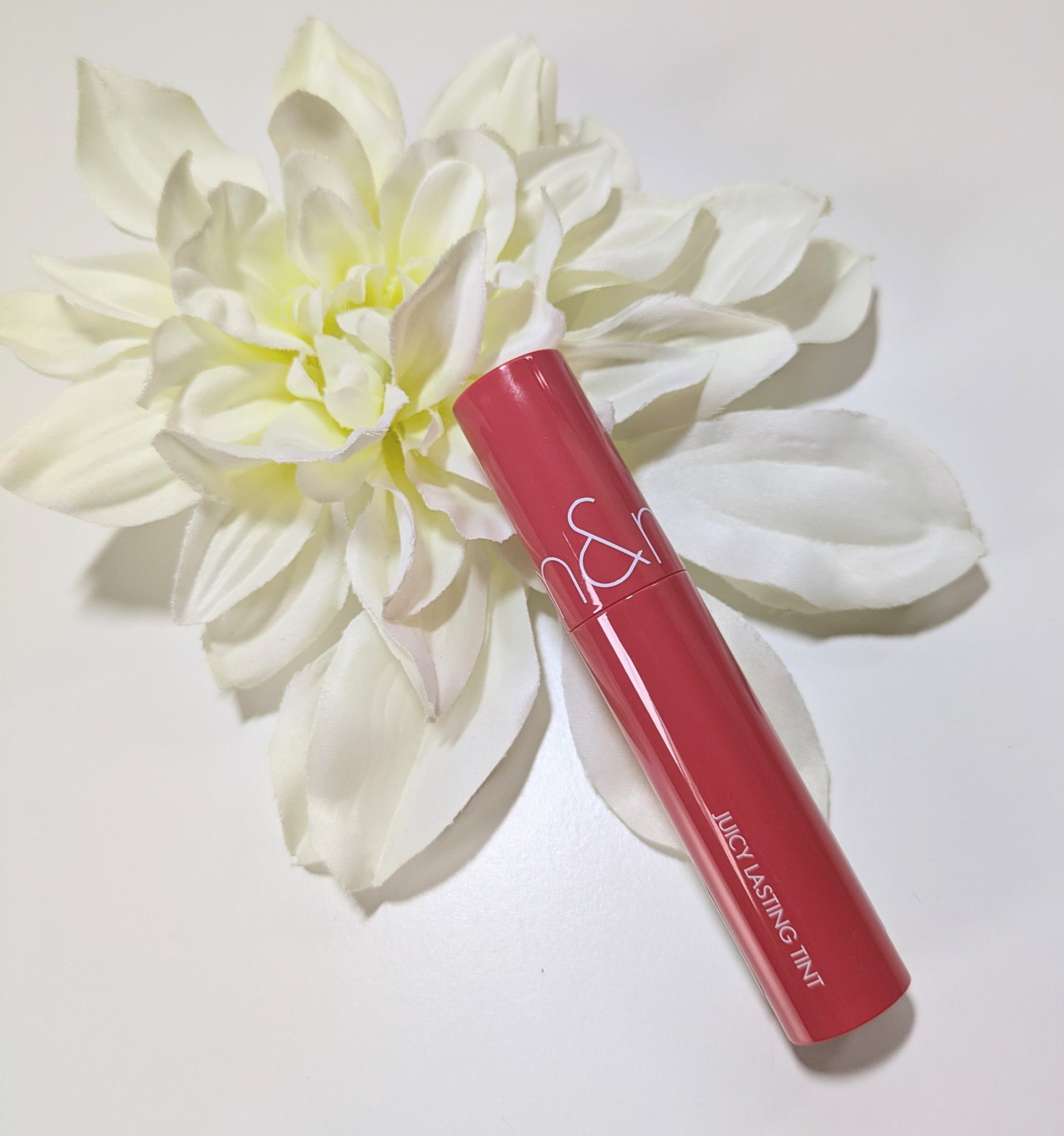 ジューシーラスティングティント 09 ライチコーラル(LITCHI CORAL)/rom&nd/リップティントを使ったクチコミ（1枚目）