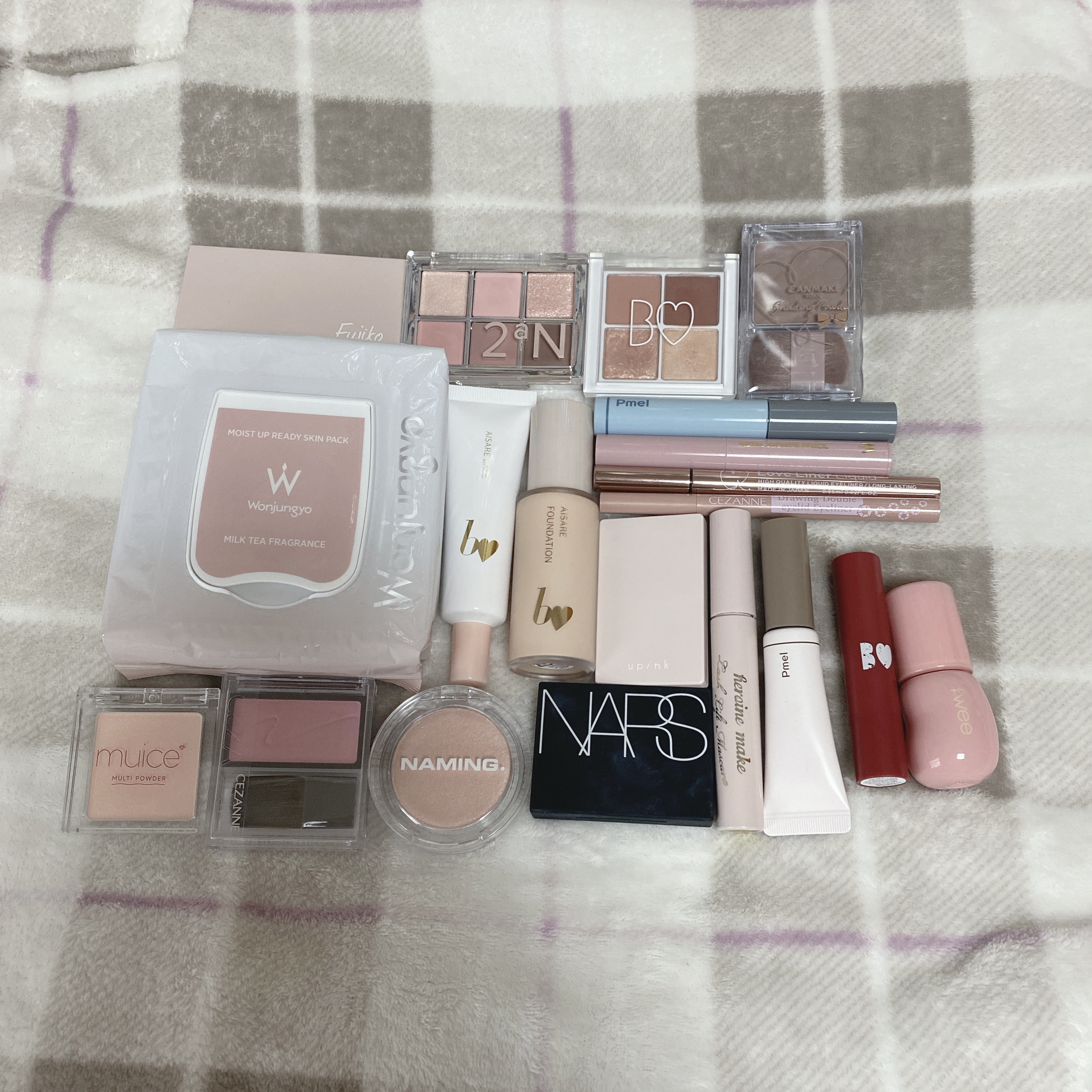 THE アイパレR/b idol/アイシャドウパレットを使ったクチコミ（2枚目）