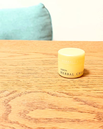 アルビオン ハーバルクリーム/ALBION/フェイスクリームを使ったクチコミ(1枚目)