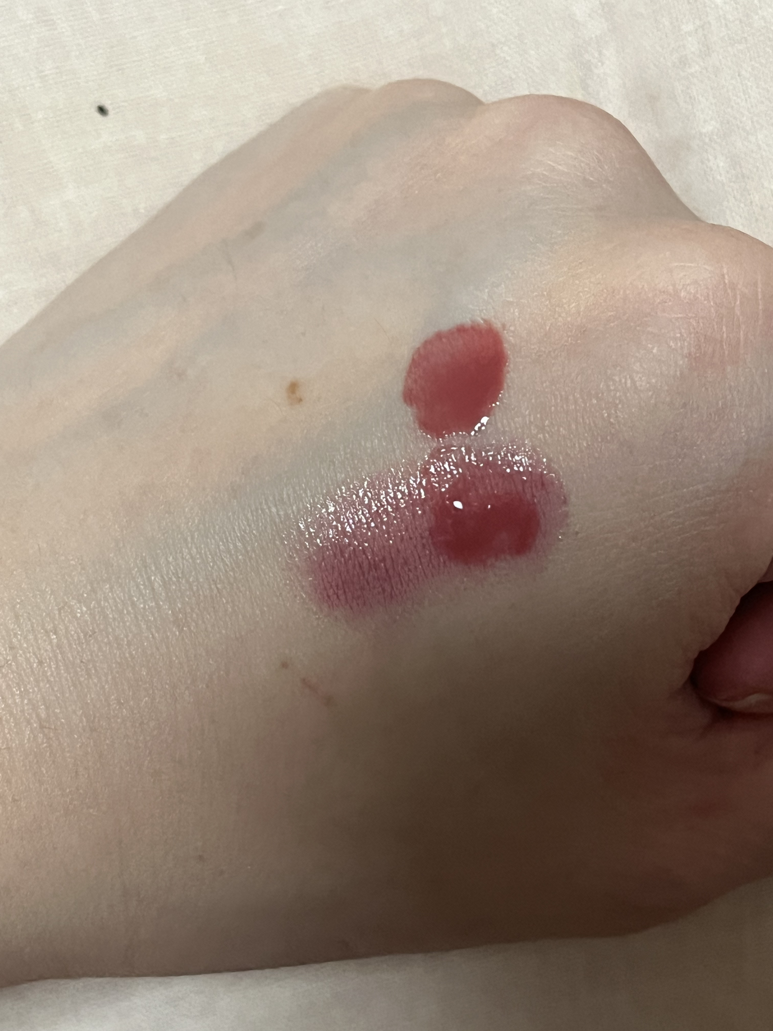 インク グラスティング リップ グロス/PERIPERA/リップグロスを使ったクチコミ（3枚目）