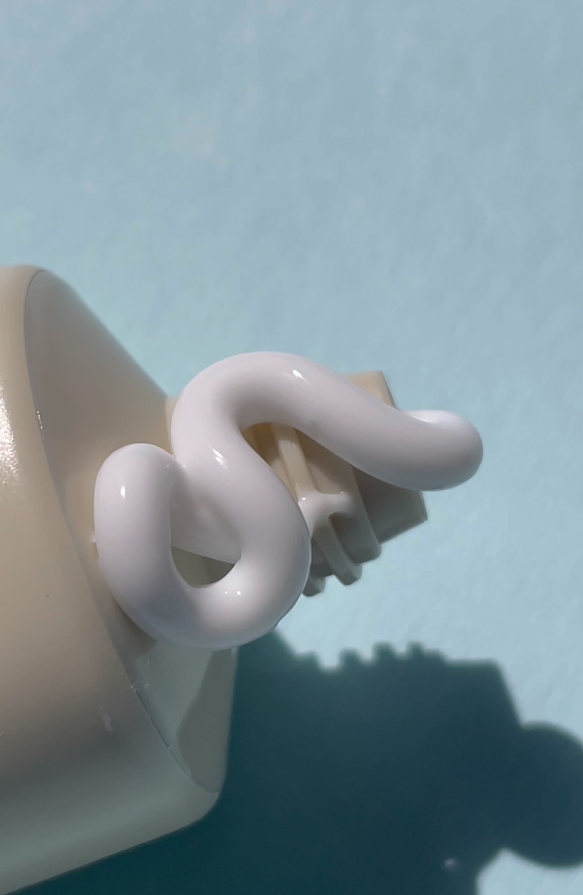 パフュームハンドクリーム ホワイトムスク＆アンバー/LAVOIR/ハンドクリームを使ったクチコミ（3枚目）