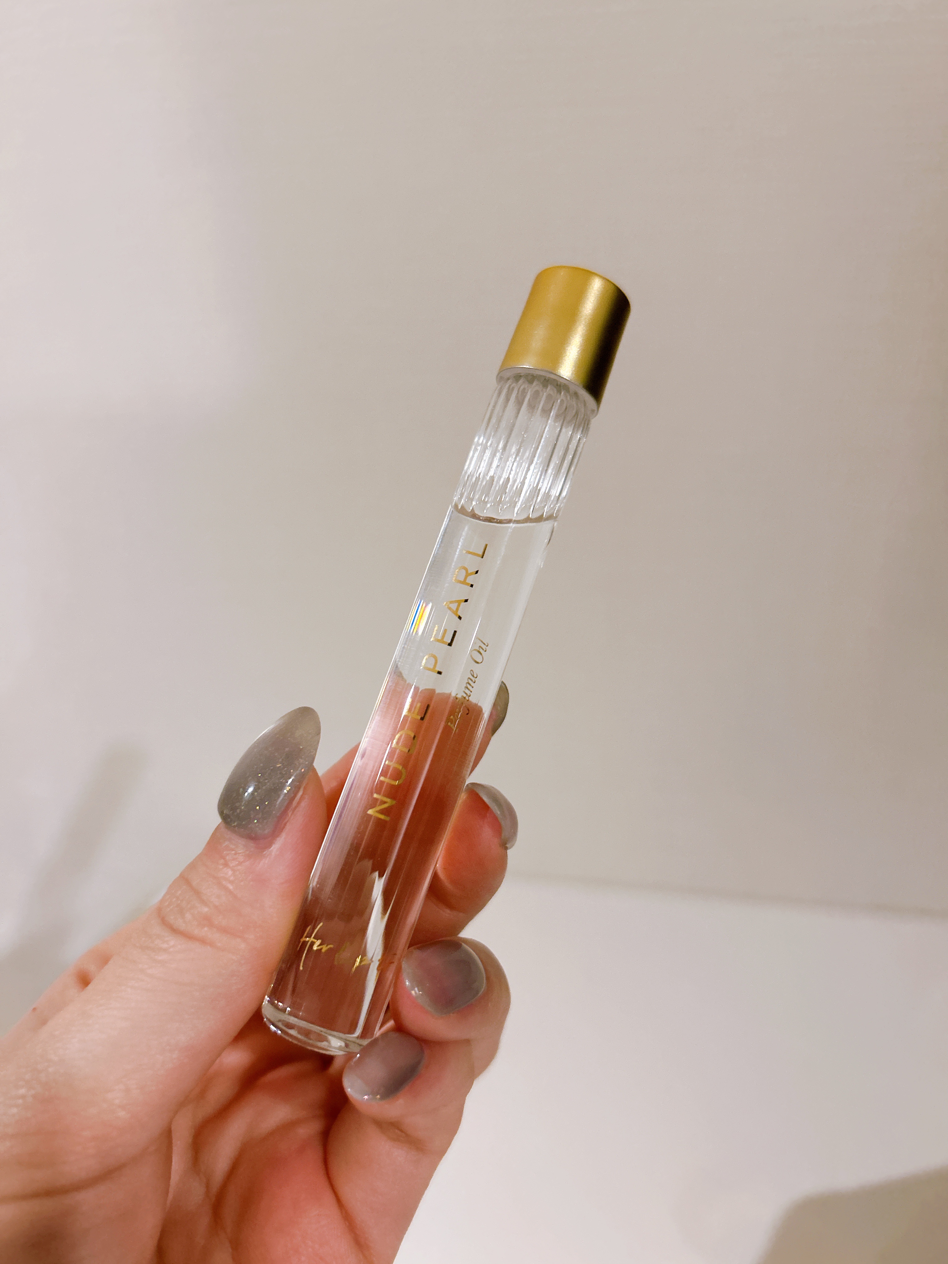 ロールオンパフュームオイル ヌードパール/Her lip to BEAUTY/香水(レディース)を使ったクチコミ（2枚目）