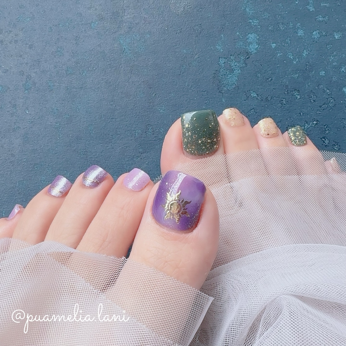 セミキュアジェルネイル(ペディキュア)/ohora/ネイルシールを使ったクチコミ（2枚目）