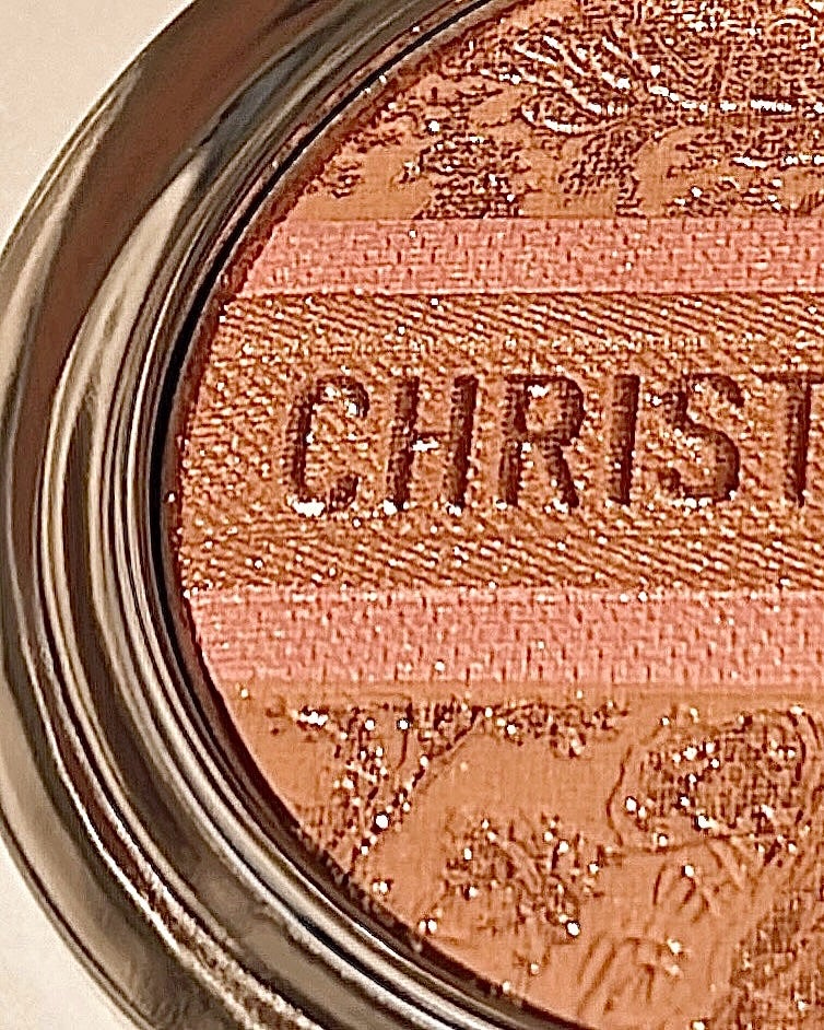 aco on LIPS 「𝐷𝐼𝑂𝑅𝐹𝑂𝑅𝐸𝑉𝐸𝑅𝑁𝑈𝐷𝐸𝐵𝑅𝑂𝑁𝑍𝐸𝐺𝐿𝑂𝑊202..」(3枚目)