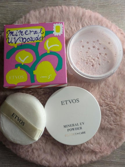 ミネラルUVパウダーX/エトヴォス/ルースパウダーを使ったクチコミ(5枚目)