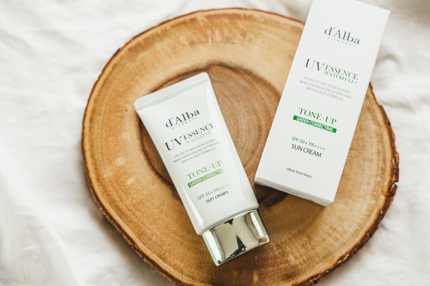 クリーンティーツリーリポソームトーンアップサンクリーム(グリーン)/ダルバ/日焼け止めクリームを使ったクチコミ(1枚目)