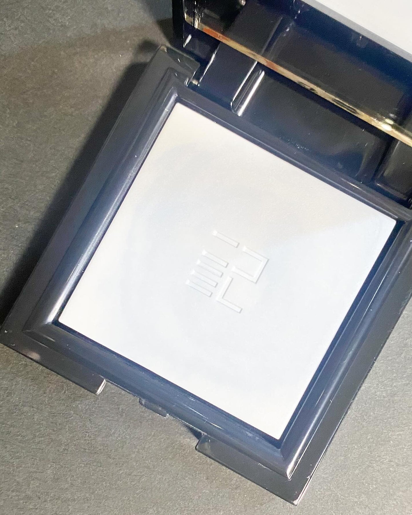 モンちゃ on LIPS 「LemomSquareを通してパーフェクトダイアリー様よりトラ..」(2枚目)