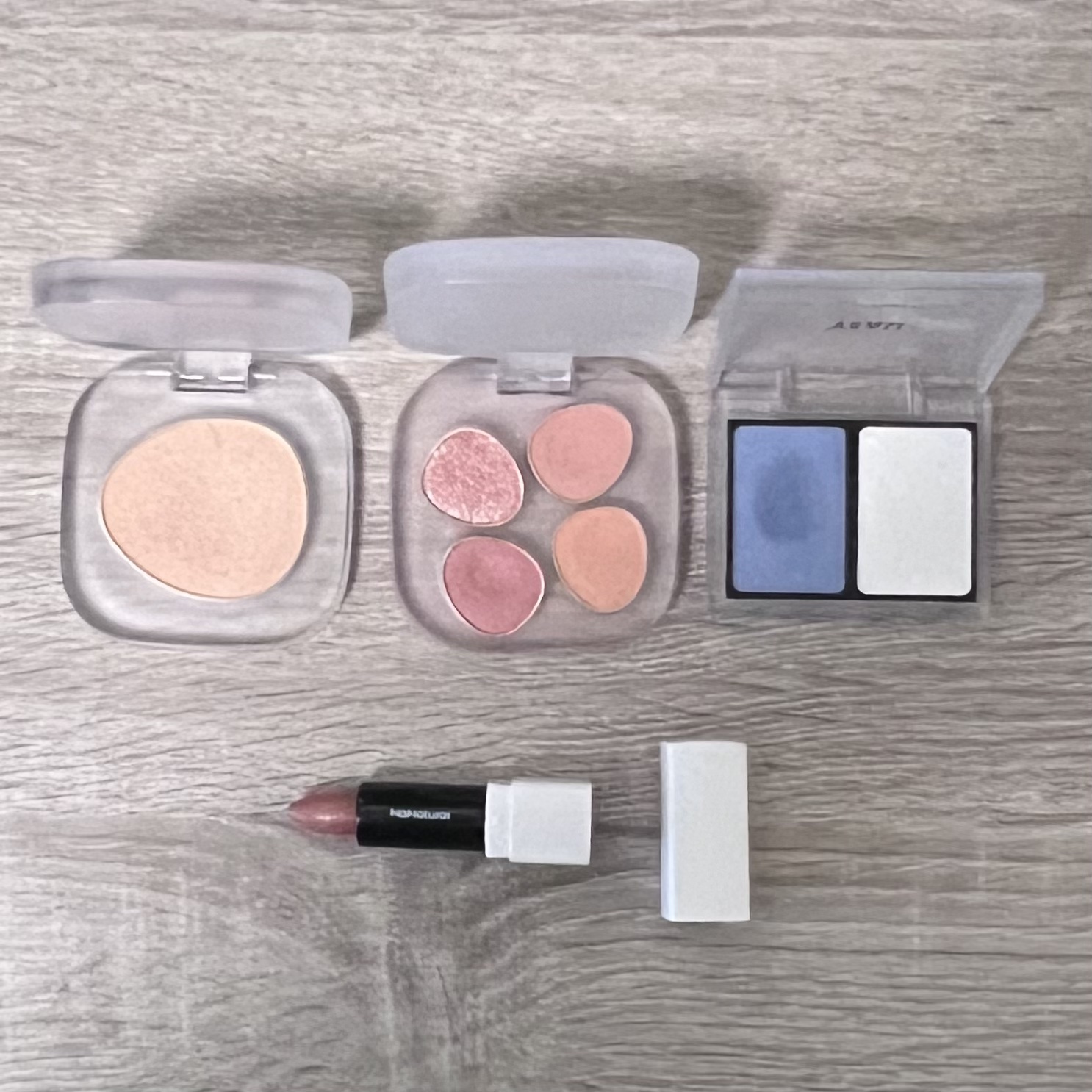 トーン ペタル フロート ブラッシュ EX03 タッチ オブ サン/to/one/パウダーチークを使ったクチコミ（1枚目）