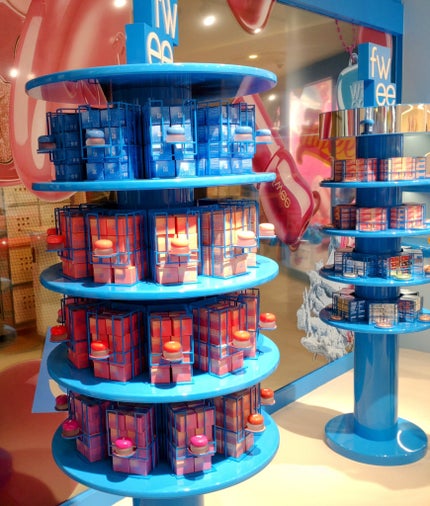 フィー 3Dボリューミンググロス/fwee/リップグロスを使ったクチコミ(10枚目)