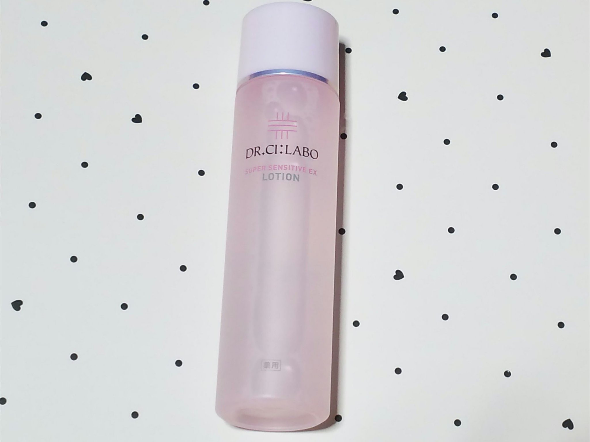 
薬用ローション スーパーセンシティブEX
使ってみました☺️

うるおい密度に着目した化粧水。
荒れやすい肌も、長時間もっちり。

✼••┈┈••✼••┈┈••✼••┈┈••✼••┈┈••✼

可愛いピンクのボトル💕
みずみずしいテクス
