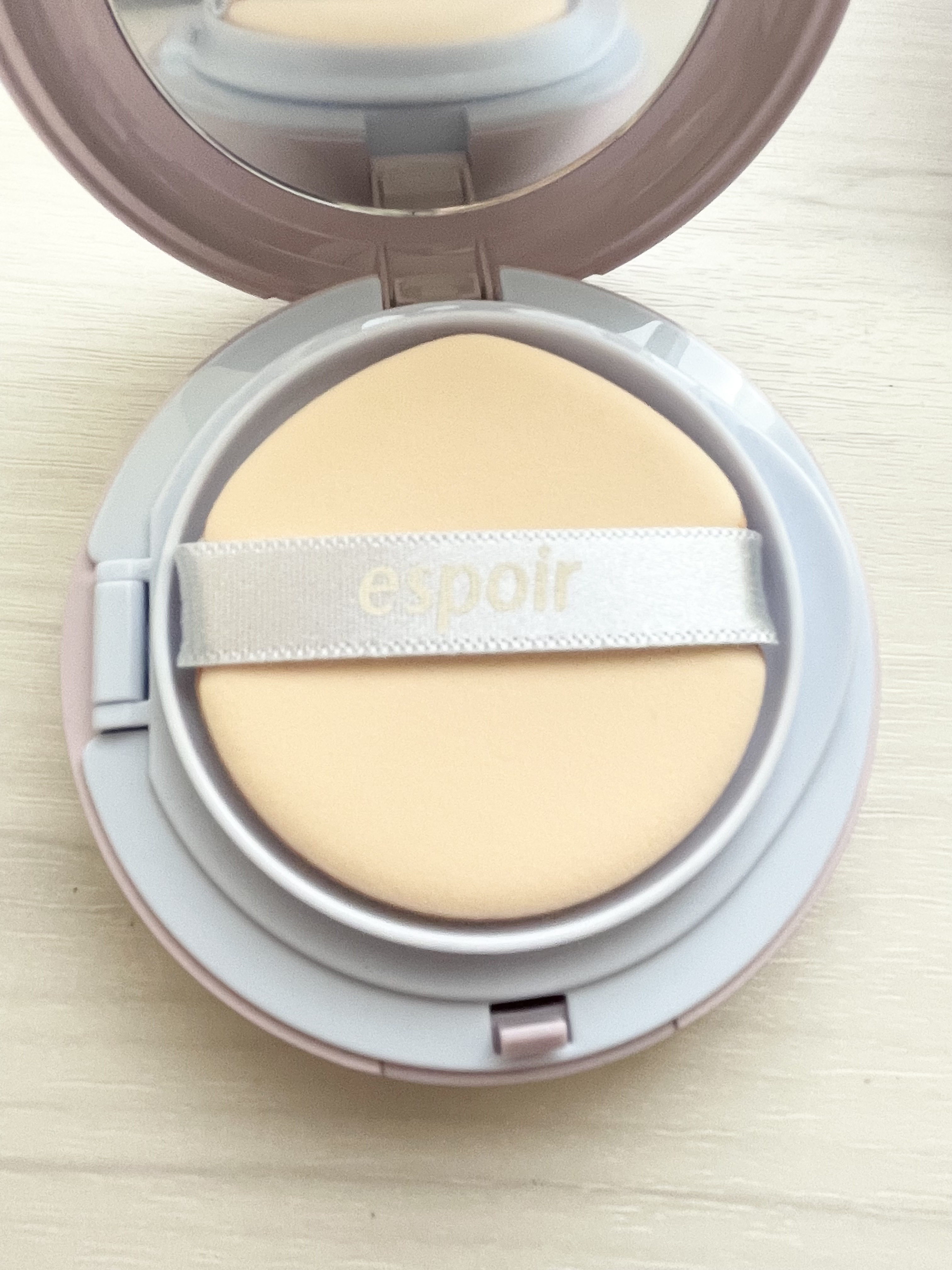 デューライクジェロー トーンアップクッション/espoir/化粧下地を使ったクチコミ（2枚目）