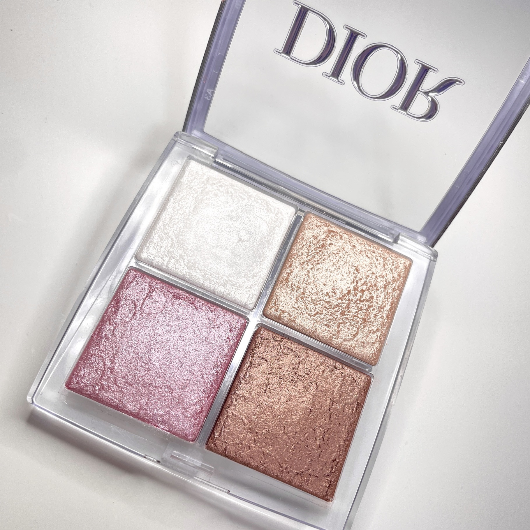 ディオール バックステージ フェイス グロウ パレット/Dior/ハイライトを使ったクチコミ（1枚目）