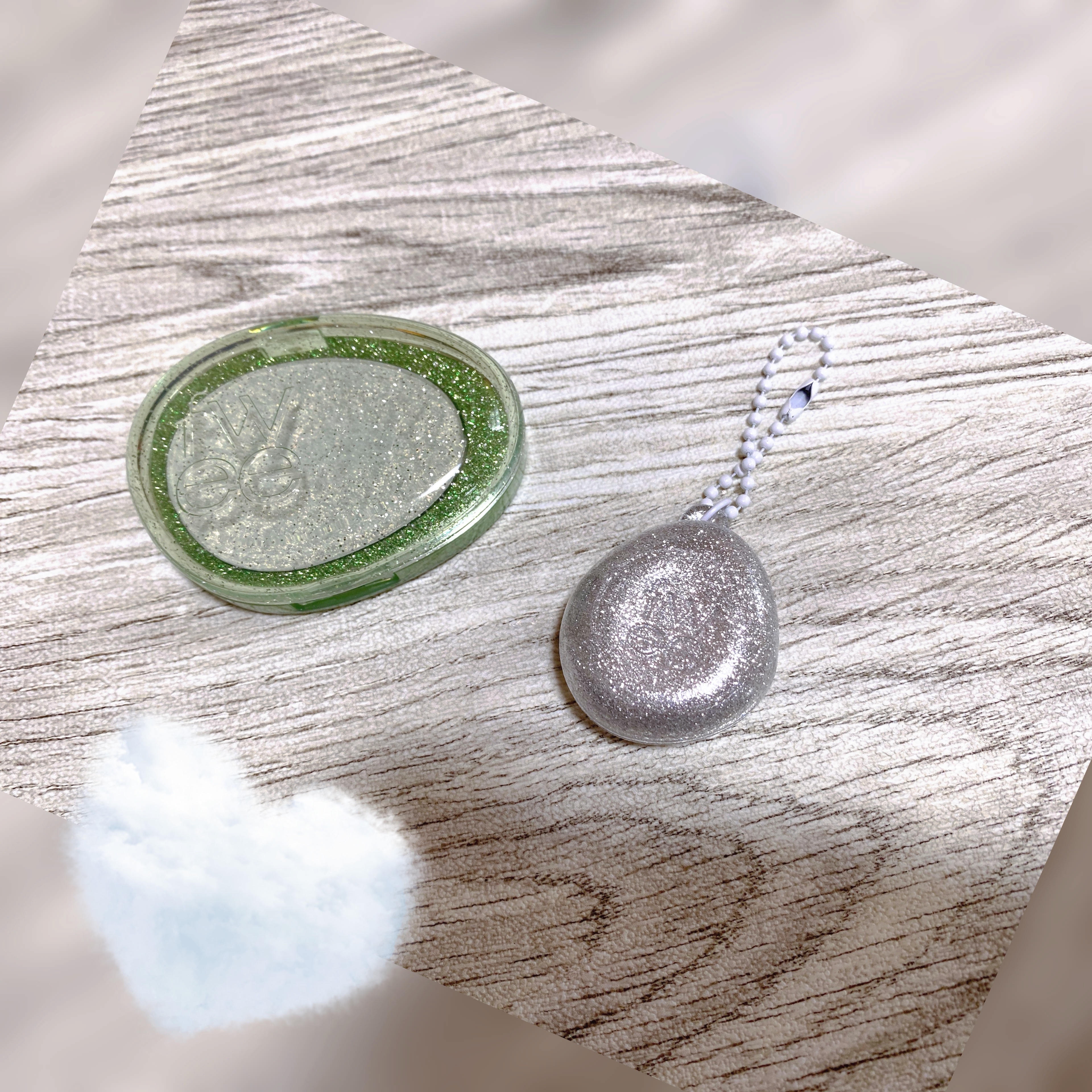 フィー グリッツストーンハイライター HL05 ラッキークローバー/fwee/パウダーハイライトを使ったクチコミ（2枚目）