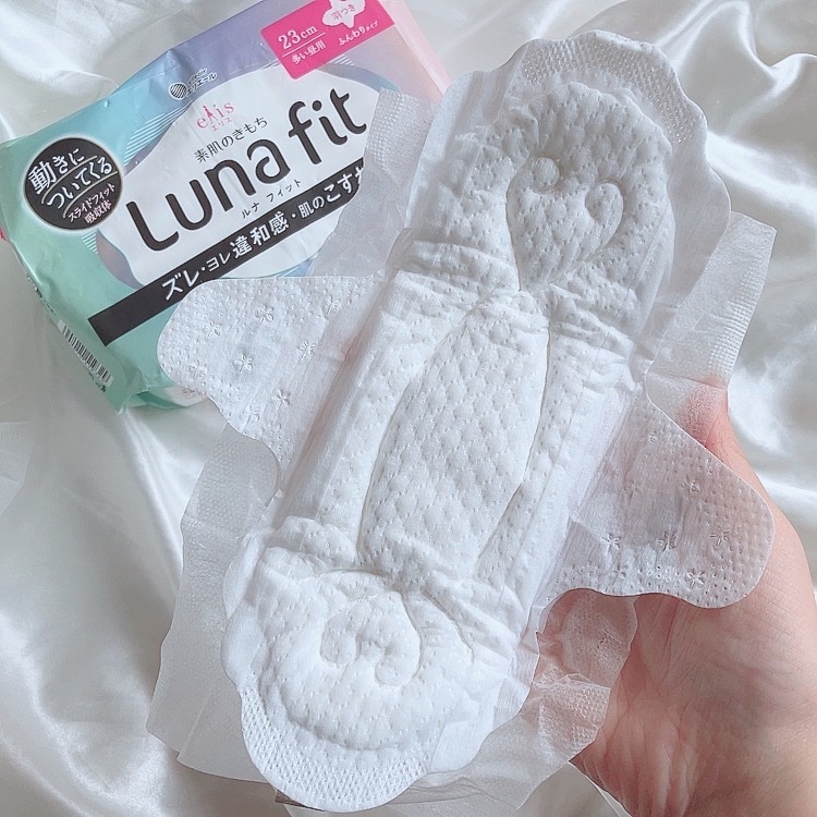エリス 素肌のきもち ルナフィット ふんわりタイプ/エリス/ナプキンを使ったクチコミ（3枚目）