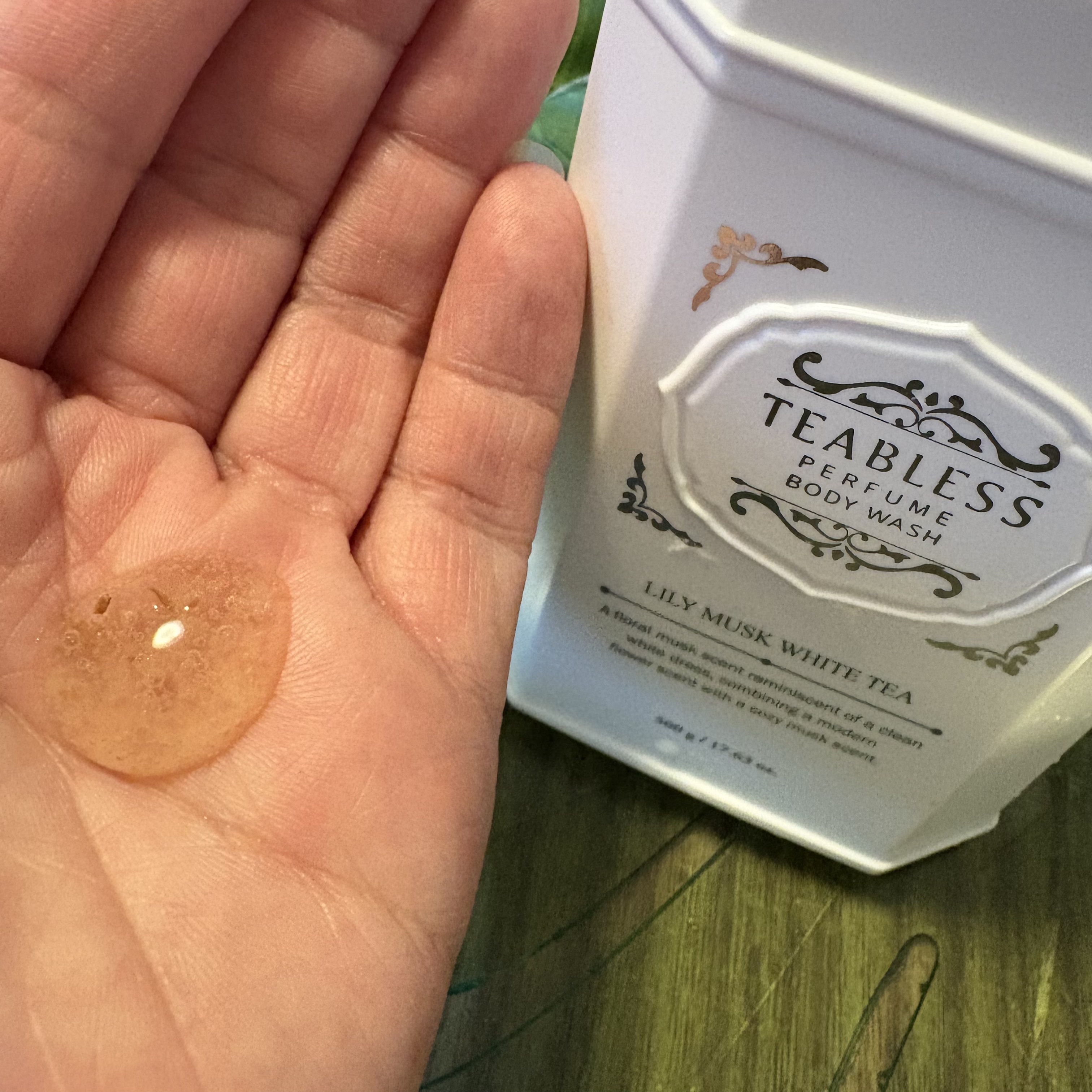 パフュームボディソープ リリィムスクホワイトティー/TEABLESS/ボディソープを使ったクチコミ（3枚目）