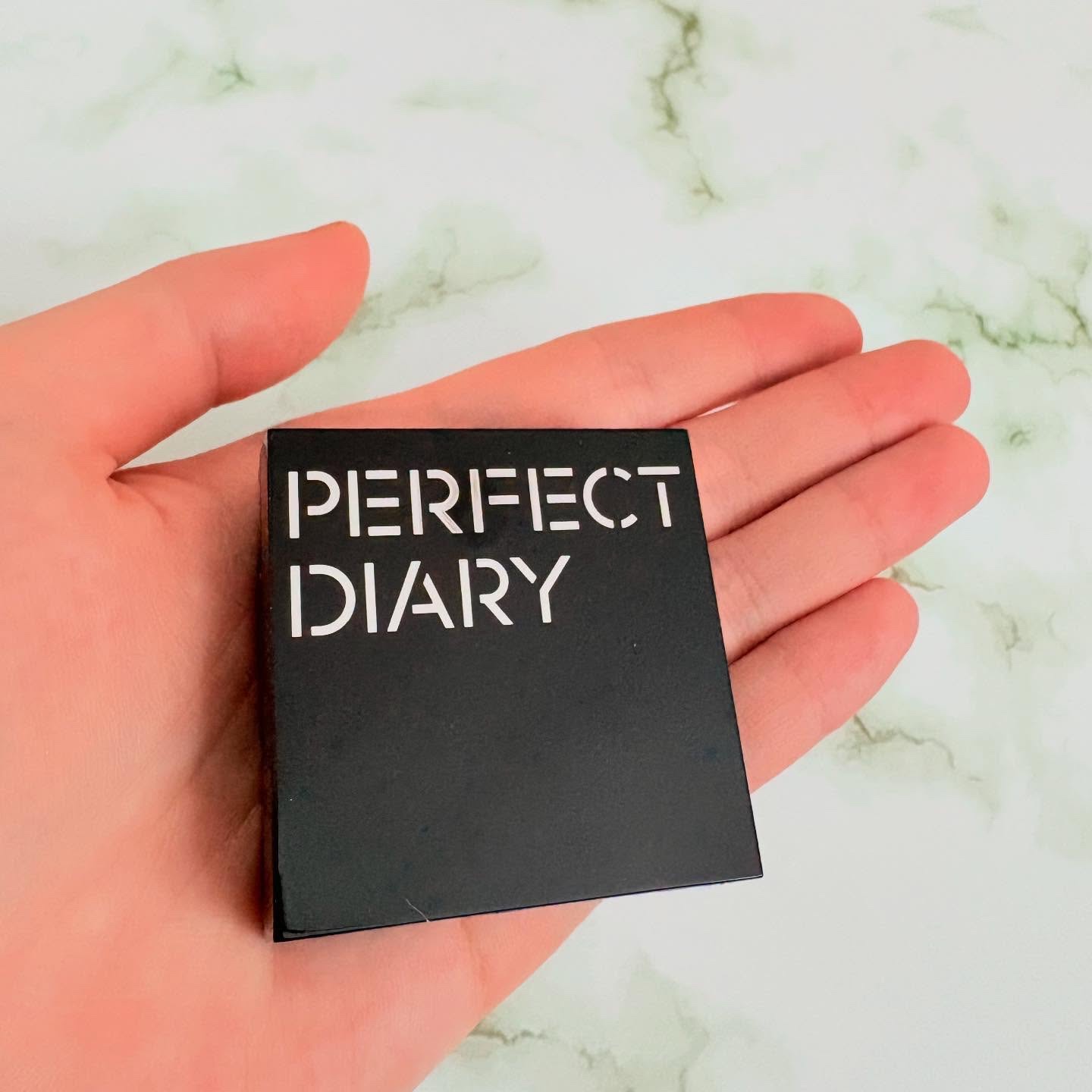 トランスルーシェントブルーリング ルースパウダー(N)/PERFECT DIARY/ルースパウダーを使ったクチコミ（3枚目）