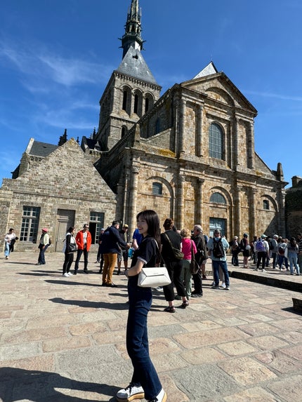 honoka on LIPS 「私は2024年の9月に新婚旅行でフランスとイギリスへ行きました..」(7枚目)