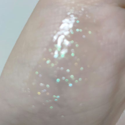 RMK RMK リップ ルミナイザーのクチコミ「人魚が住んでいる海みたいなリップグロス🫧🪼
RMK リップ ルミナイザー 06 Sea S.....」(3枚目)