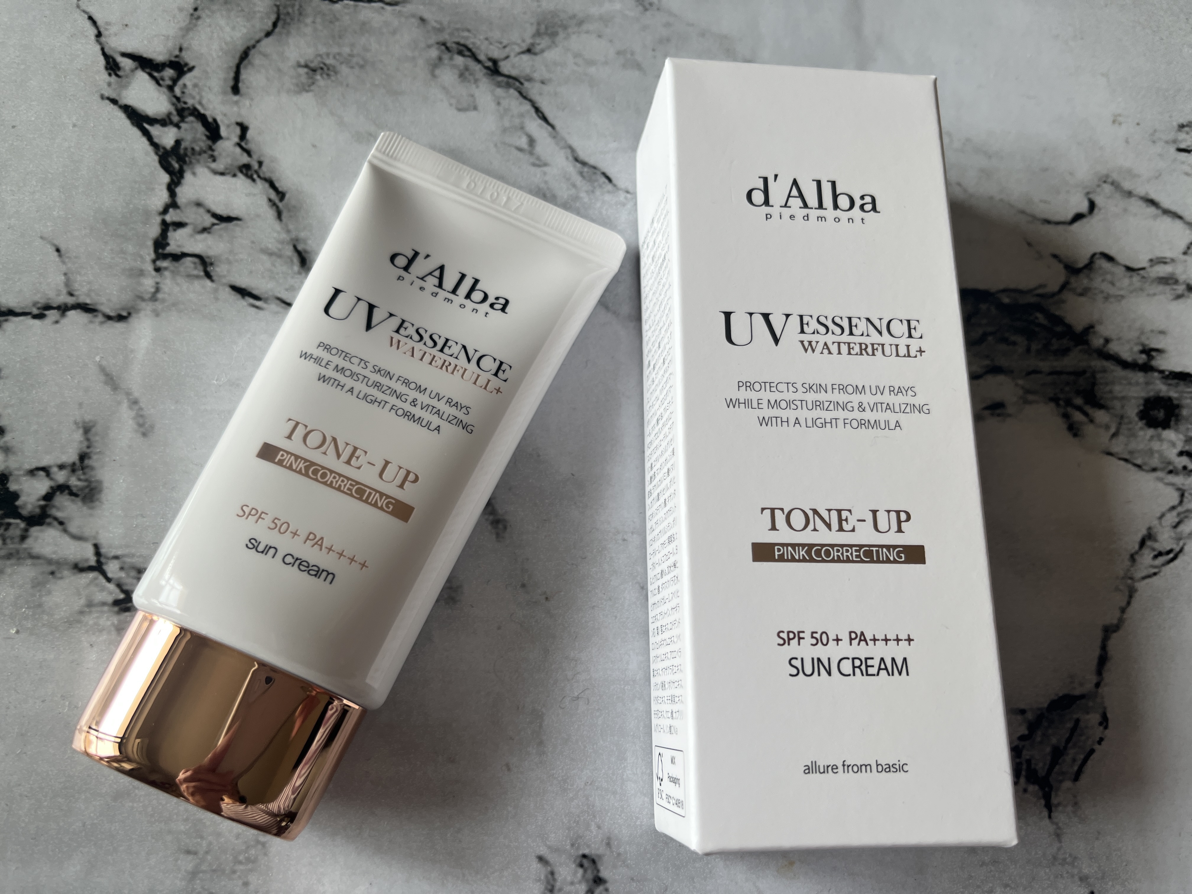 ウォータフルトーンアップサンクリーム/ダルバ/日焼け止めクリームを使ったクチコミ（1枚目）