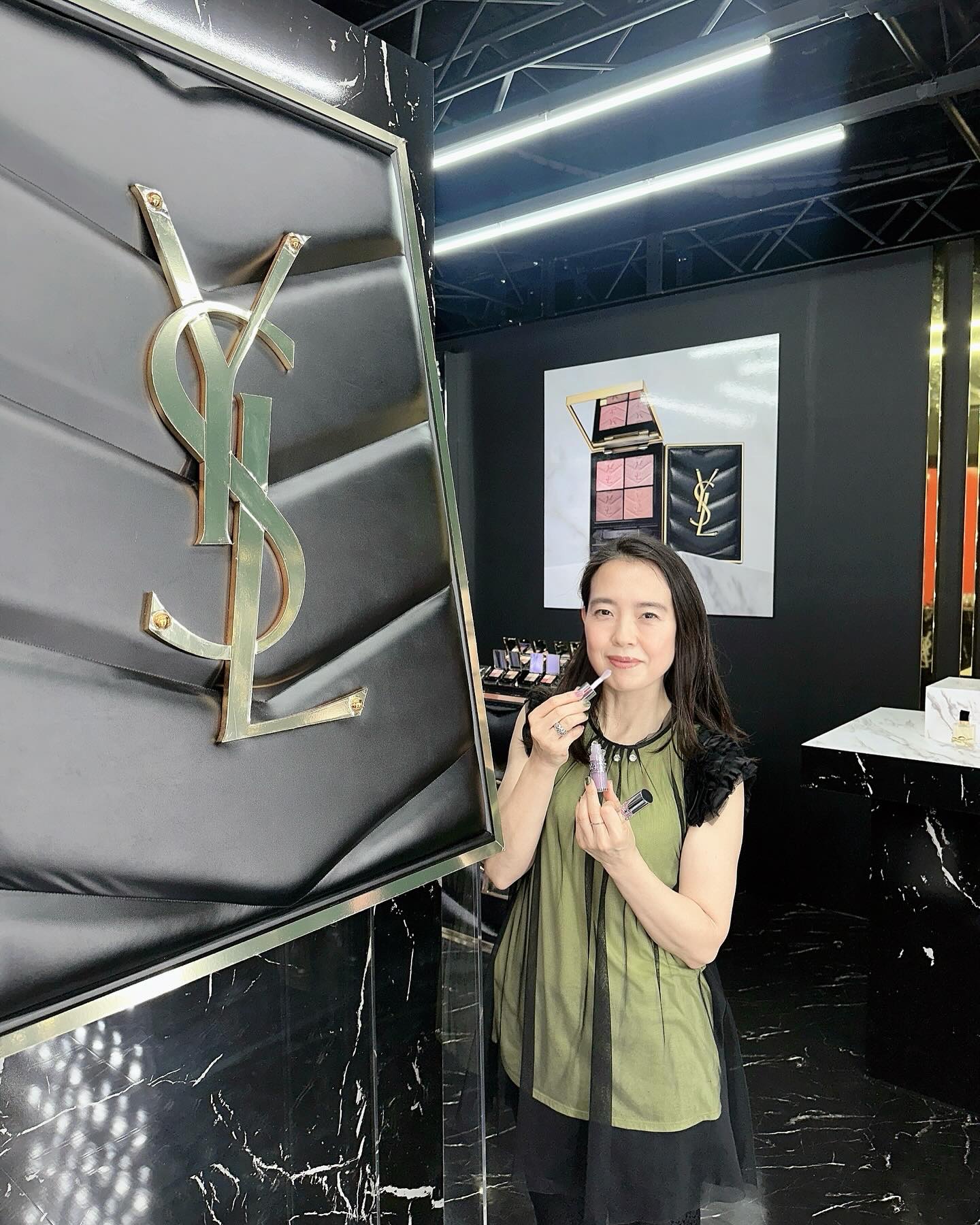 YSLラブシャイン キャンディ グロウ バーム #8B ザットピンク/YVES SAINT LAURENT BEAUTE/口紅を使ったクチコミ（1枚目）