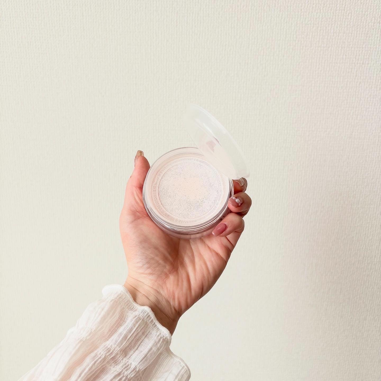 セラムフィット モイストフェイスパウダー/ByUR/ルースパウダーを使ったクチコミ（2枚目）