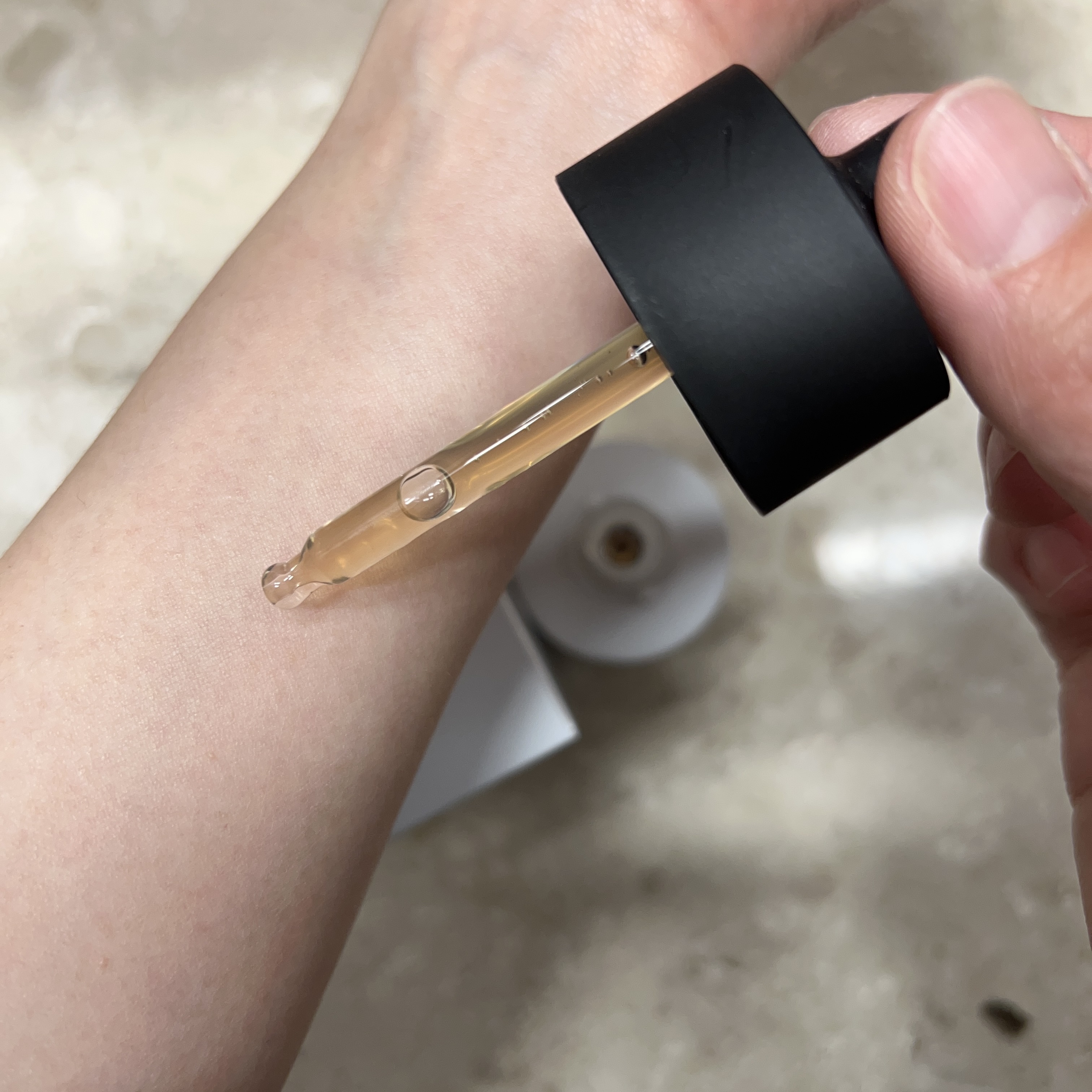 RXザ・アルファアルブチン2 ニキビ跡ケアセラム/COSRX/美容液を使ったクチコミ（2枚目）