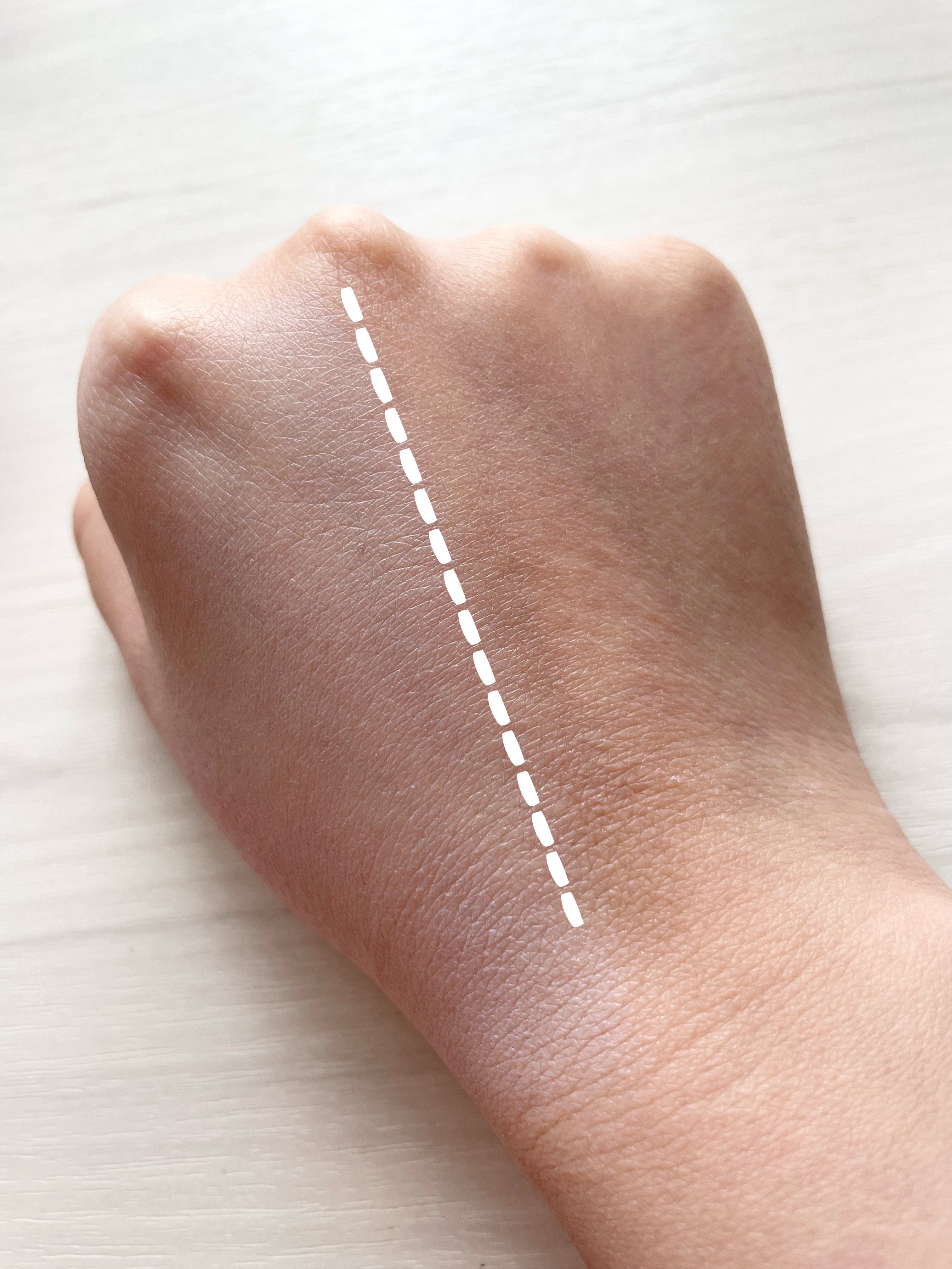 デューライクジェロー トーンアップクッション/espoir/化粧下地を使ったクチコミ（3枚目）