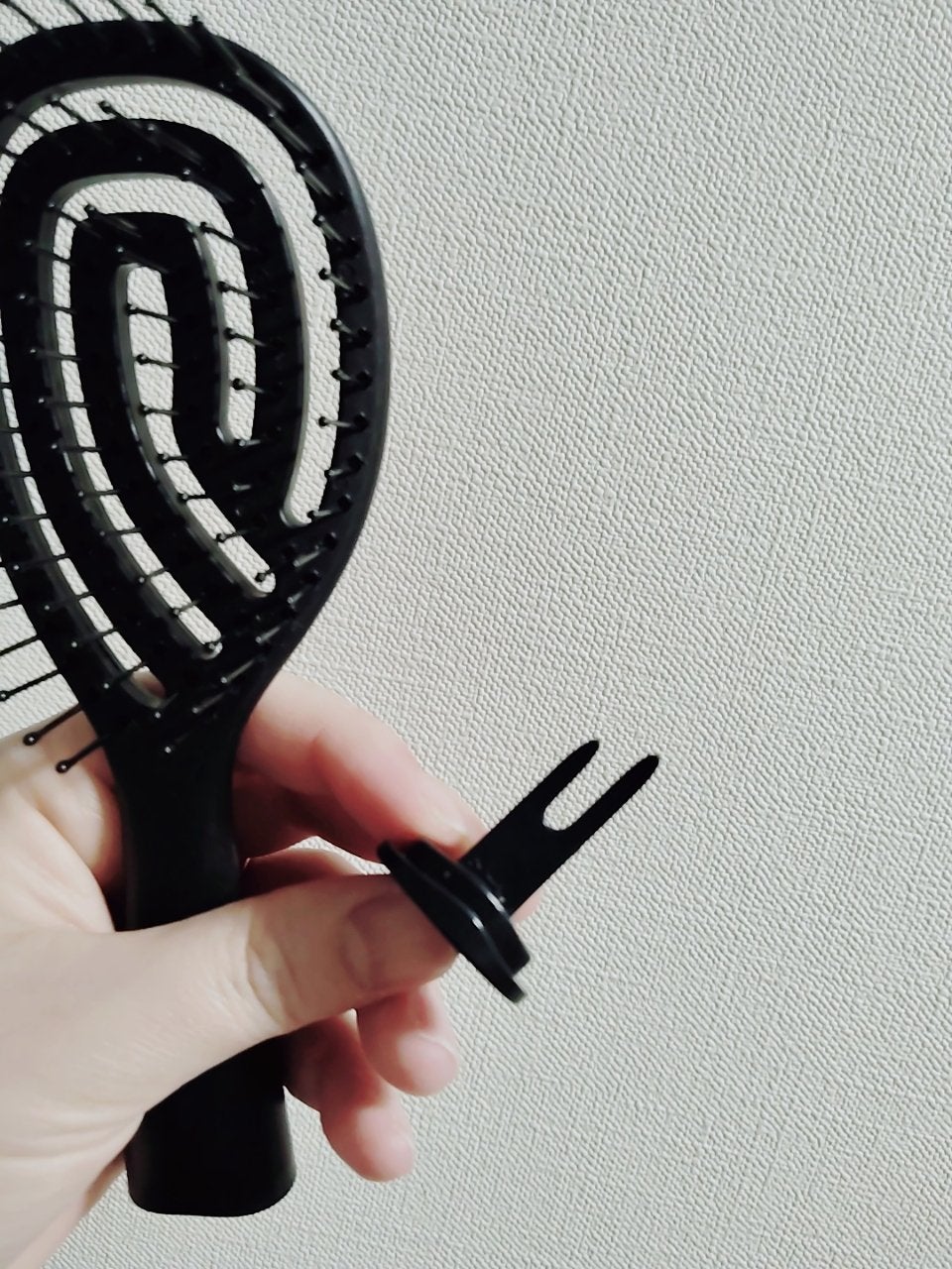 乾きやすいブローブラシ/DAISO/ヘアブラシを使ったクチコミ(4枚目)