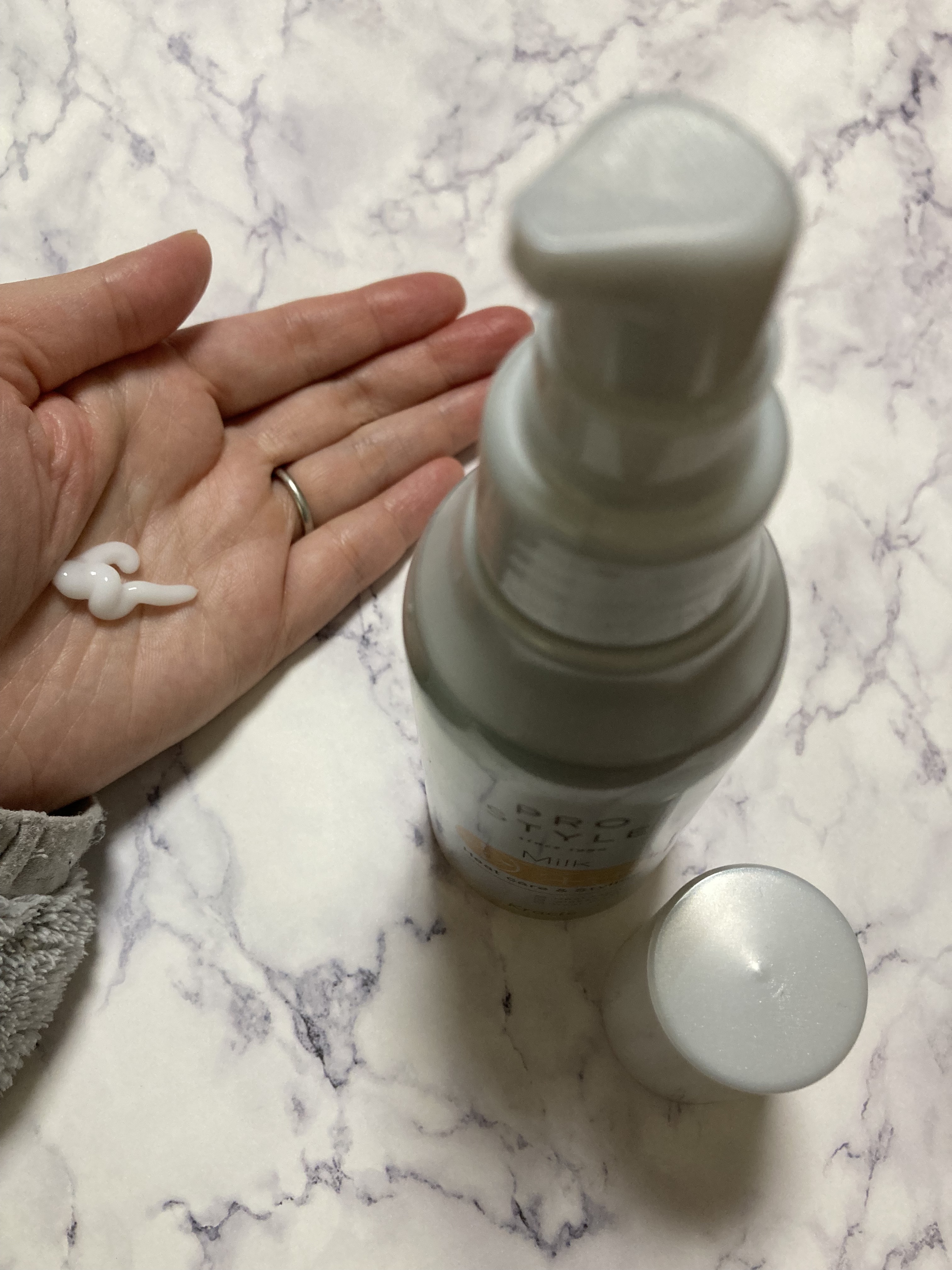 ヒートケア＆スタイリング ミルク/プロスタイル/プレスタイリング・寝ぐせ直しを使ったクチコミ（2枚目）