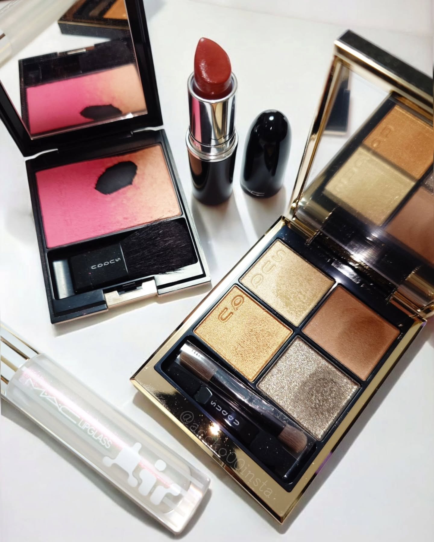 ピュア カラー ブラッシュ 126 百合紅 -YURIBENI/SUQQU/パウダーチークを使ったクチコミ（1枚目）