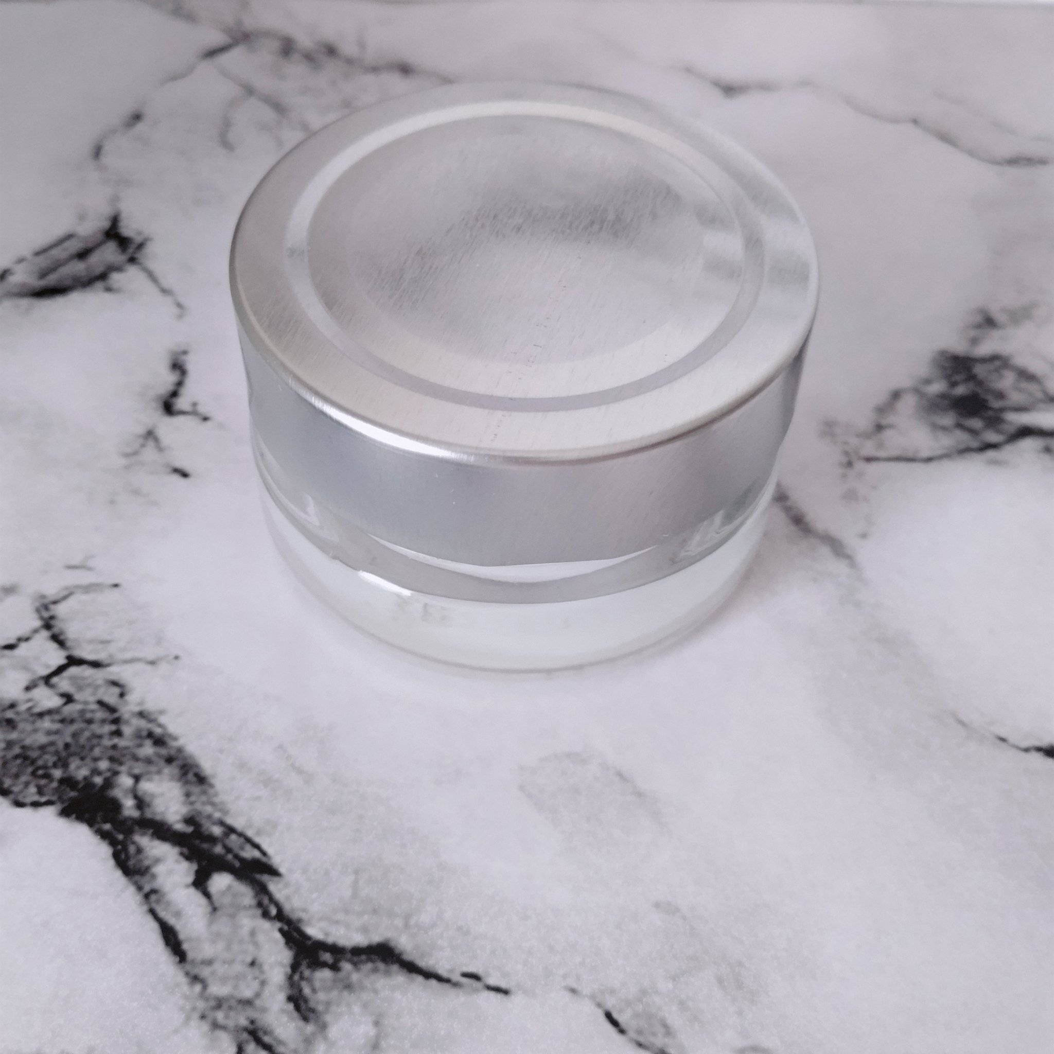 FIVE THIRTY Night-care cream/530/フェイスクリームを使ったクチコミ（2枚目）