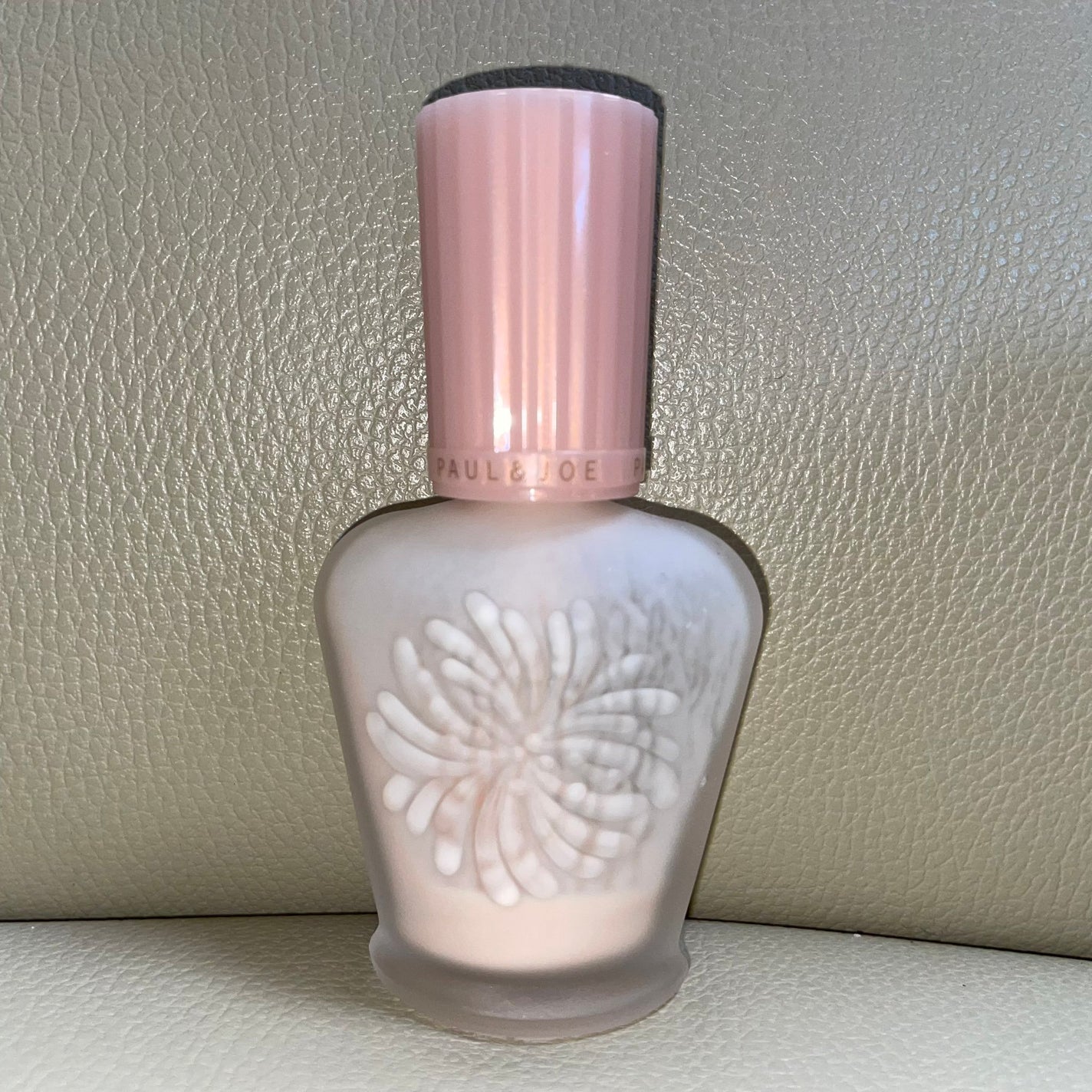 モイスチュアライジング ファンデーション プライマー/PAUL & JOE BEAUTE/化粧下地を使ったクチコミ(1枚目)