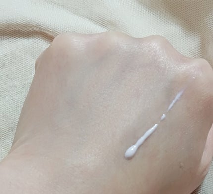 皮脂テカリ防止下地50/CEZANNE/化粧下地を使ったクチコミ(3枚目)