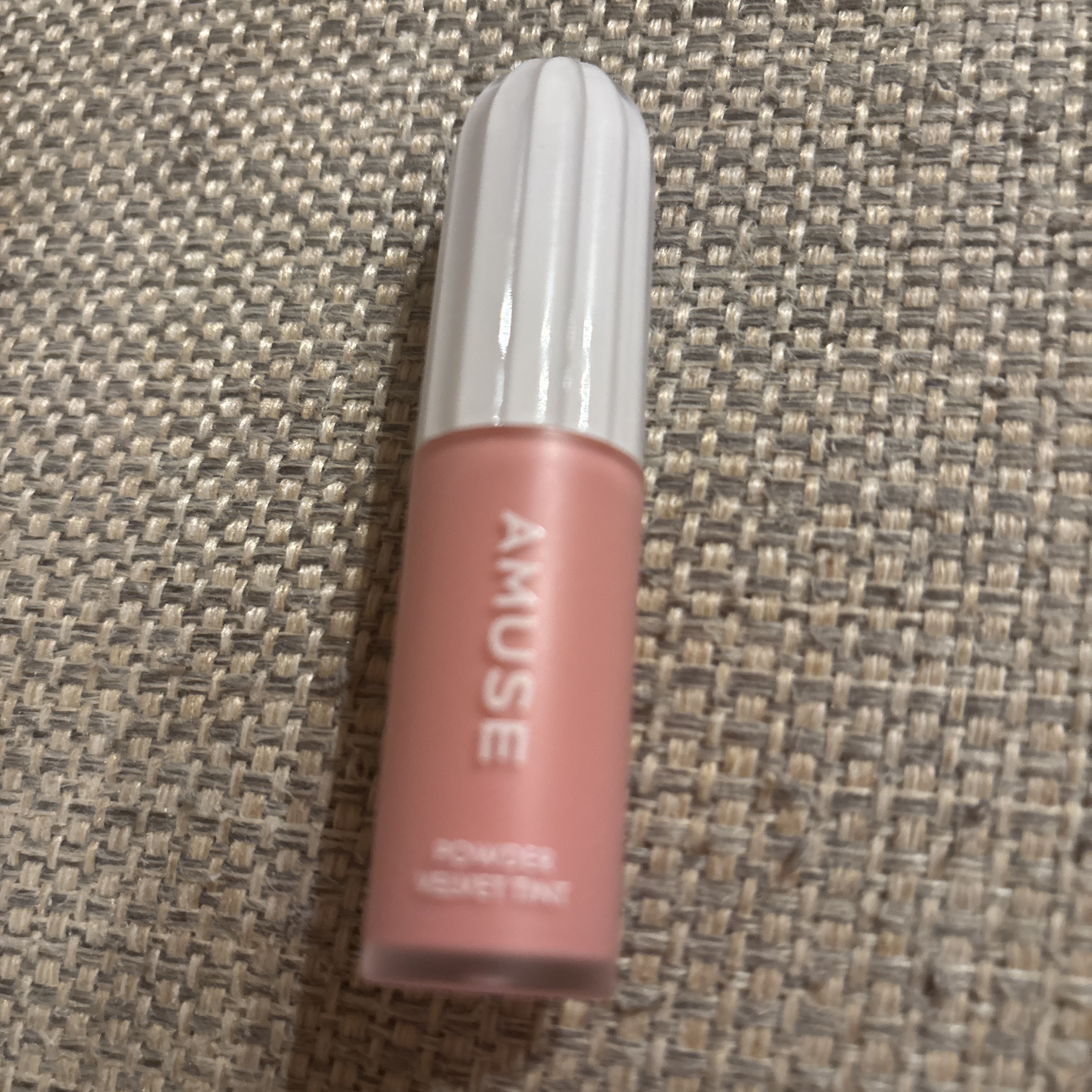 パウダーベルベットティント 01 レアピーチ/AMUSE/リップティントを使ったクチコミ（1枚目）