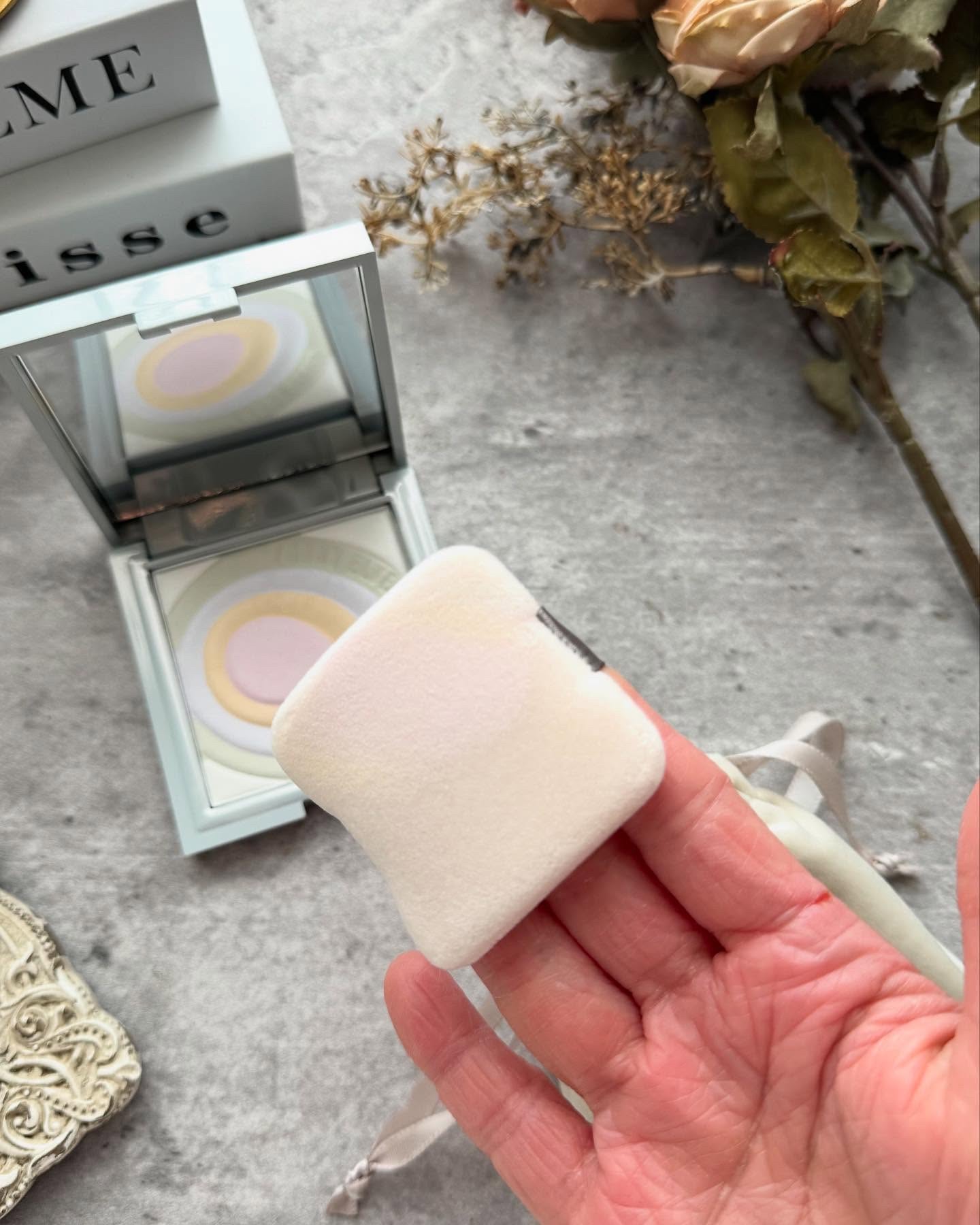 ネビュラ プレストパウダー/FUNNY ELVES方里/プレストパウダーを使ったクチコミ（3枚目）