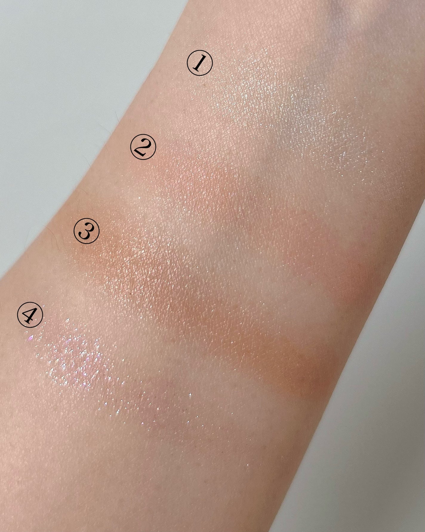 トーン ペタル フロート アイパレット/to/one/アイシャドウパレットを使ったクチコミ(4枚目)