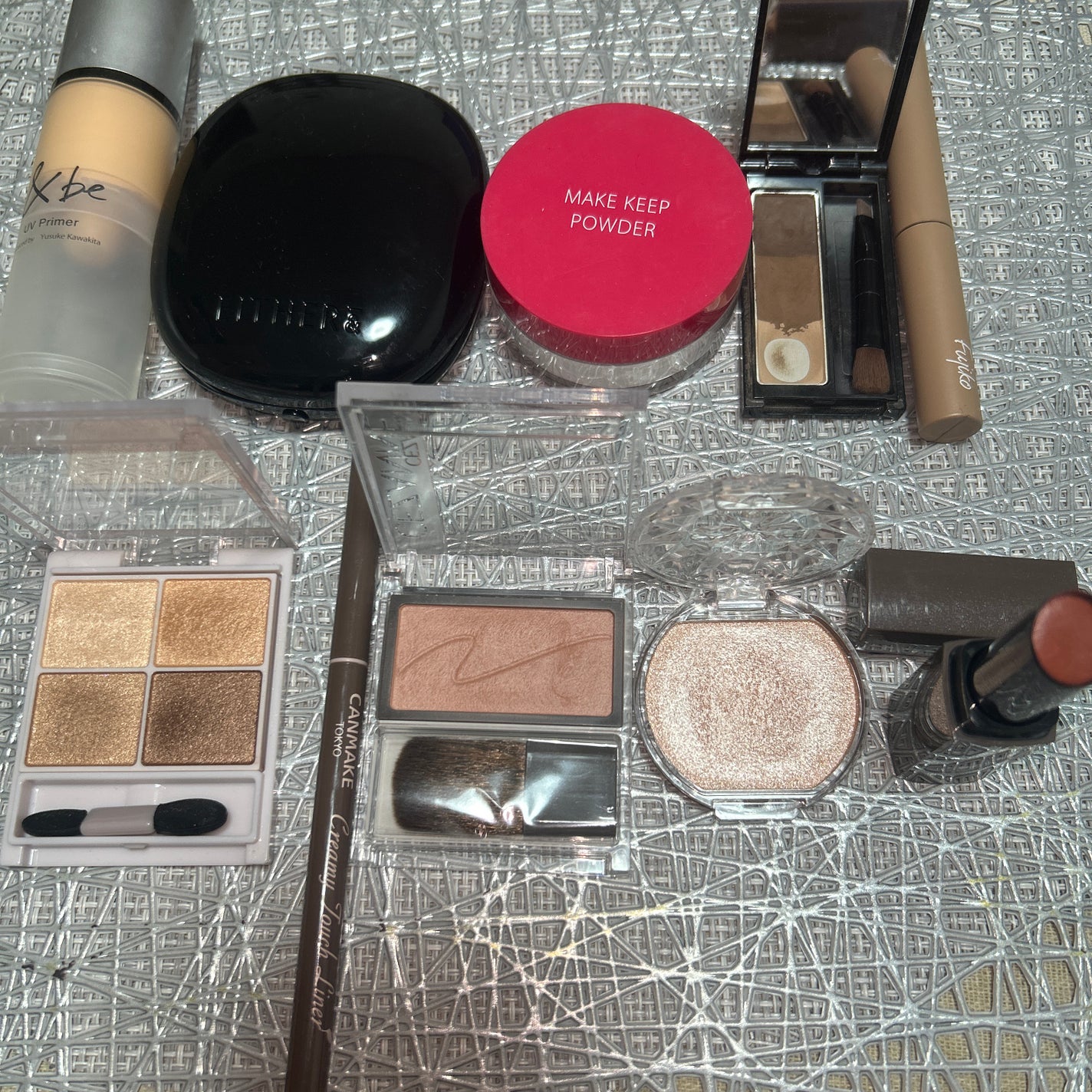 ケイト デザイニングアイブロウ3D/KATE/パウダーアイブロウを使ったクチコミ(2枚目)