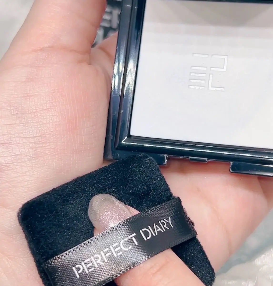 トランスルーシェントブルーリング ルースパウダー(N)/PERFECT DIARY/ルースパウダーを使ったクチコミ(2枚目)