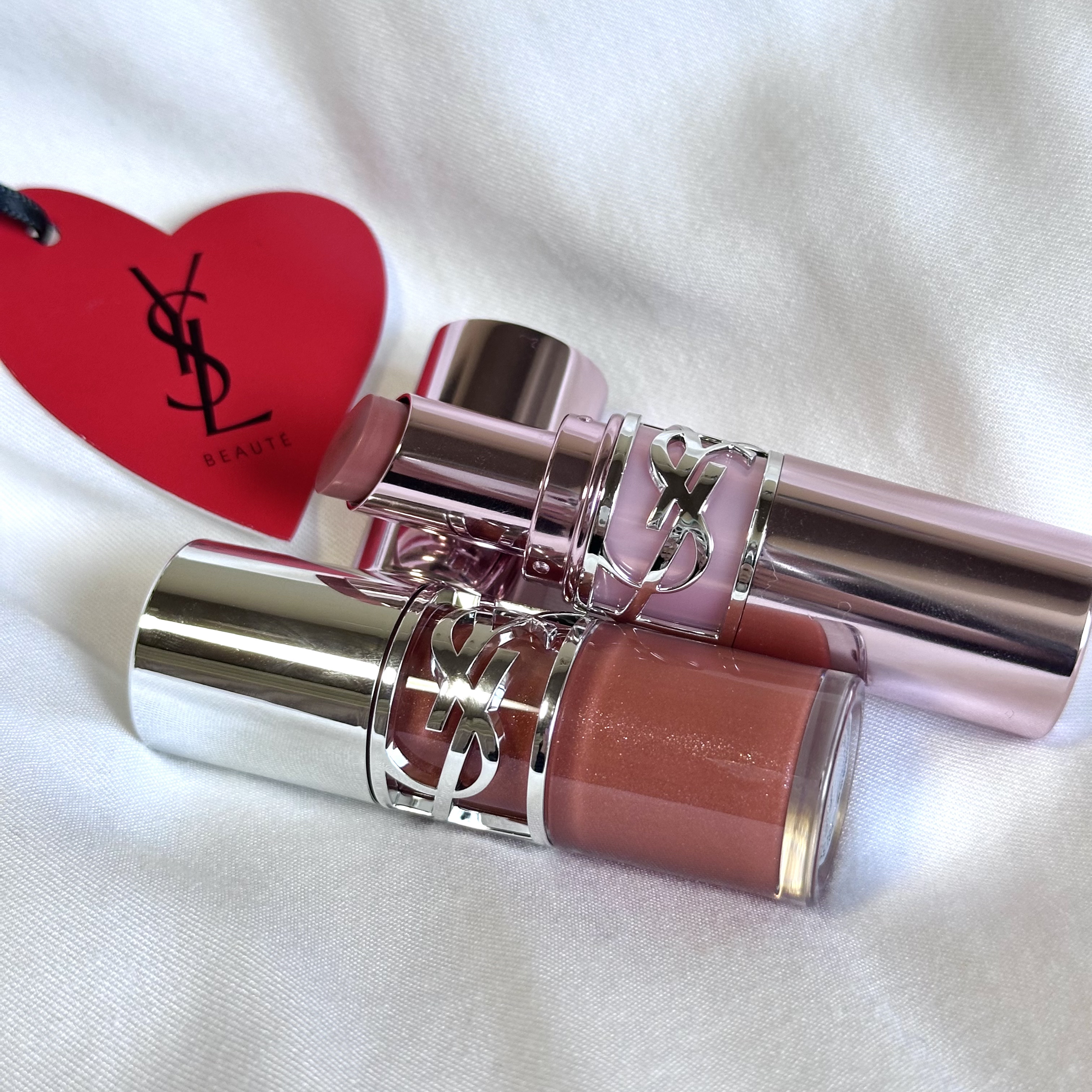 YSLラブシャイン キャンディ グロウ バーム #8B ザットピンク/YVES SAINT LAURENT BEAUTE/口紅を使ったクチコミ（1枚目）