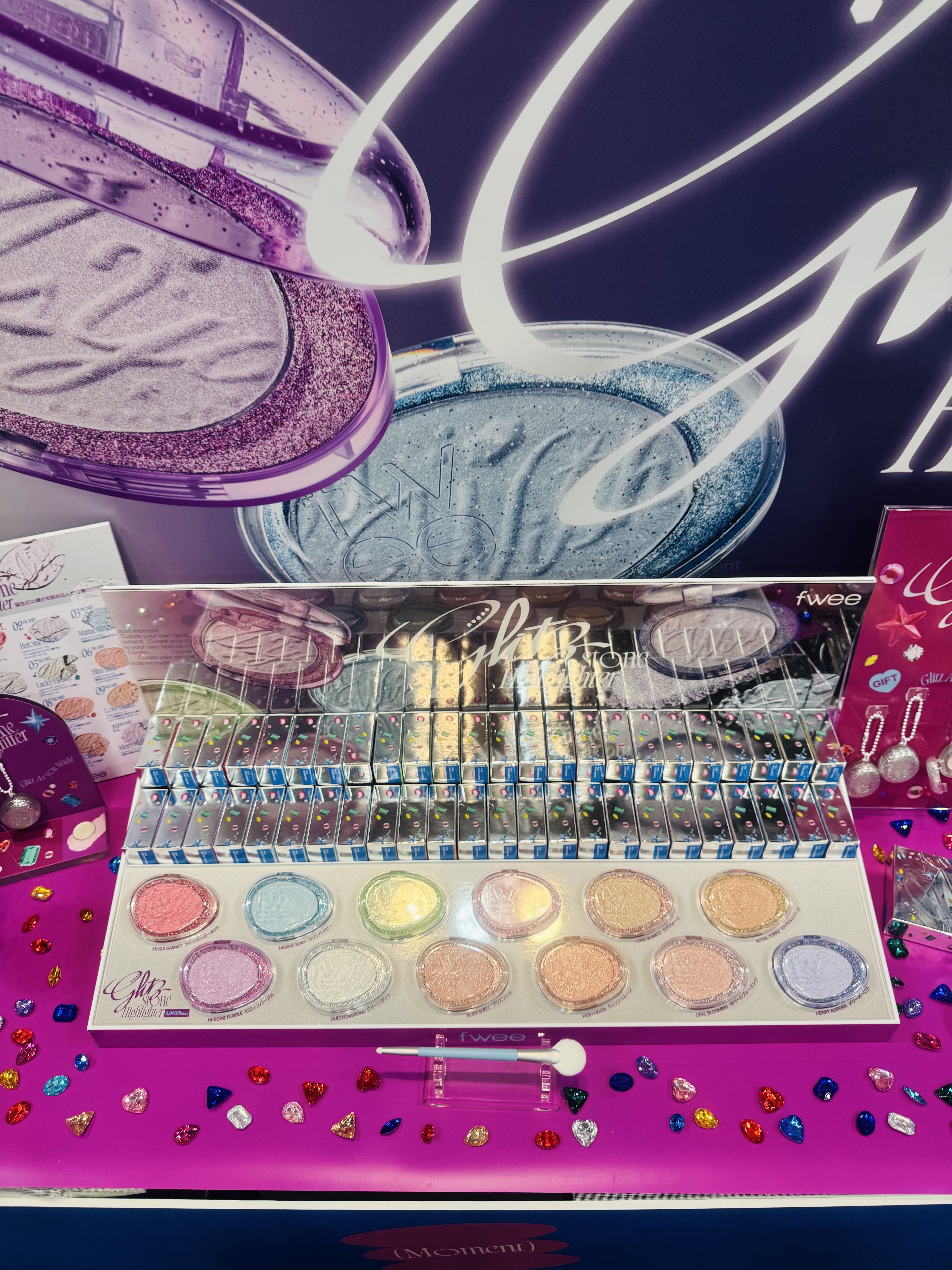 フィー グリッツストーンハイライター/fwee/パウダーハイライトを使ったクチコミ（2枚目）