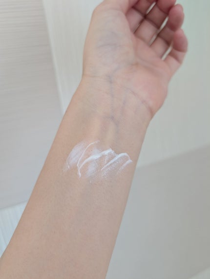 ヒアルーシカ ウォーターフィット サンセラム/SKIN1004/日焼け止めローションを使ったクチコミ(4枚目)