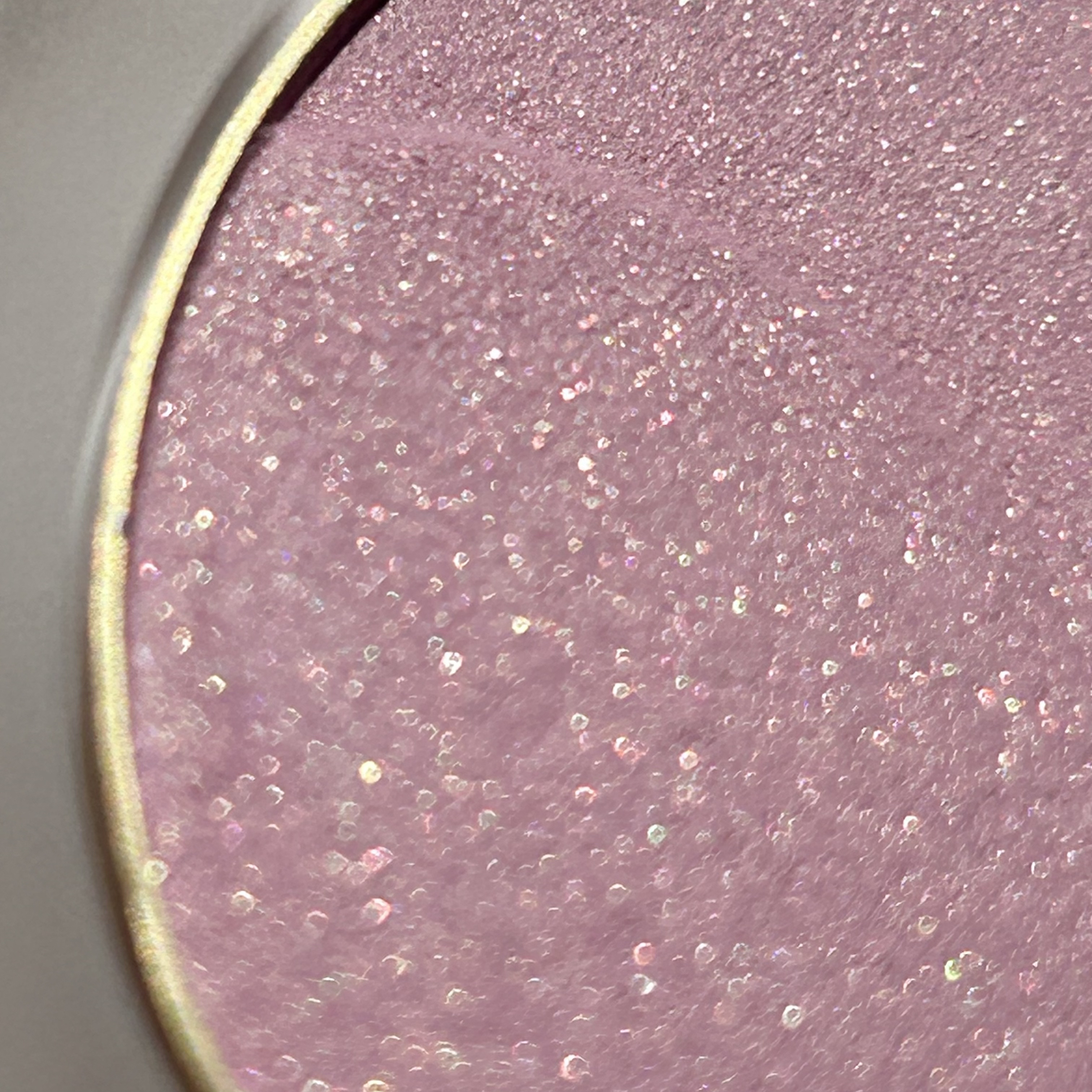 トーン ペタル フロート ブラッシュ/to/one/パウダーチークを使ったクチコミ（3枚目）