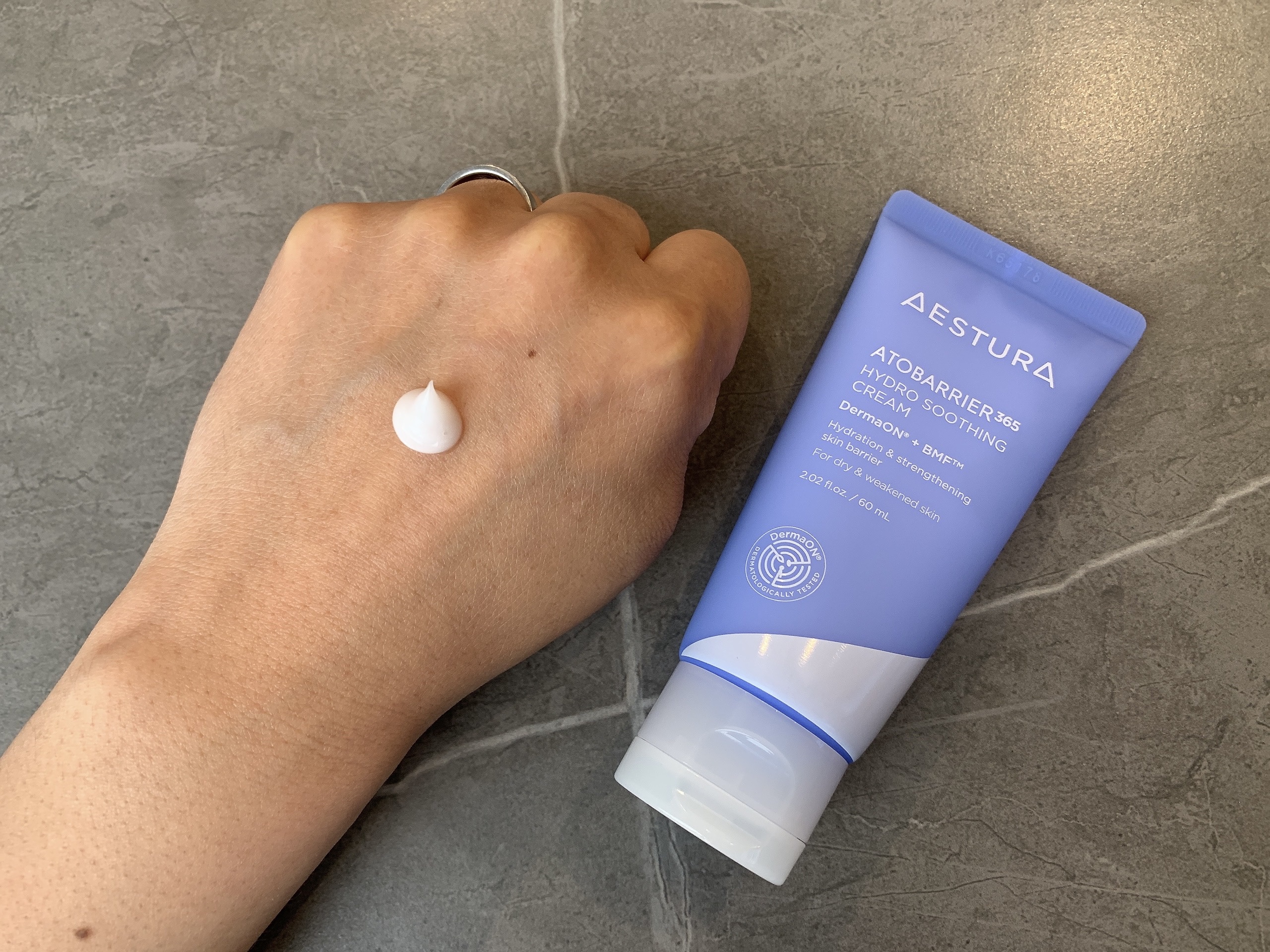 アトバリア365 ハイドロクリーム /AESTURA/フェイスクリームを使ったクチコミ（2枚目）