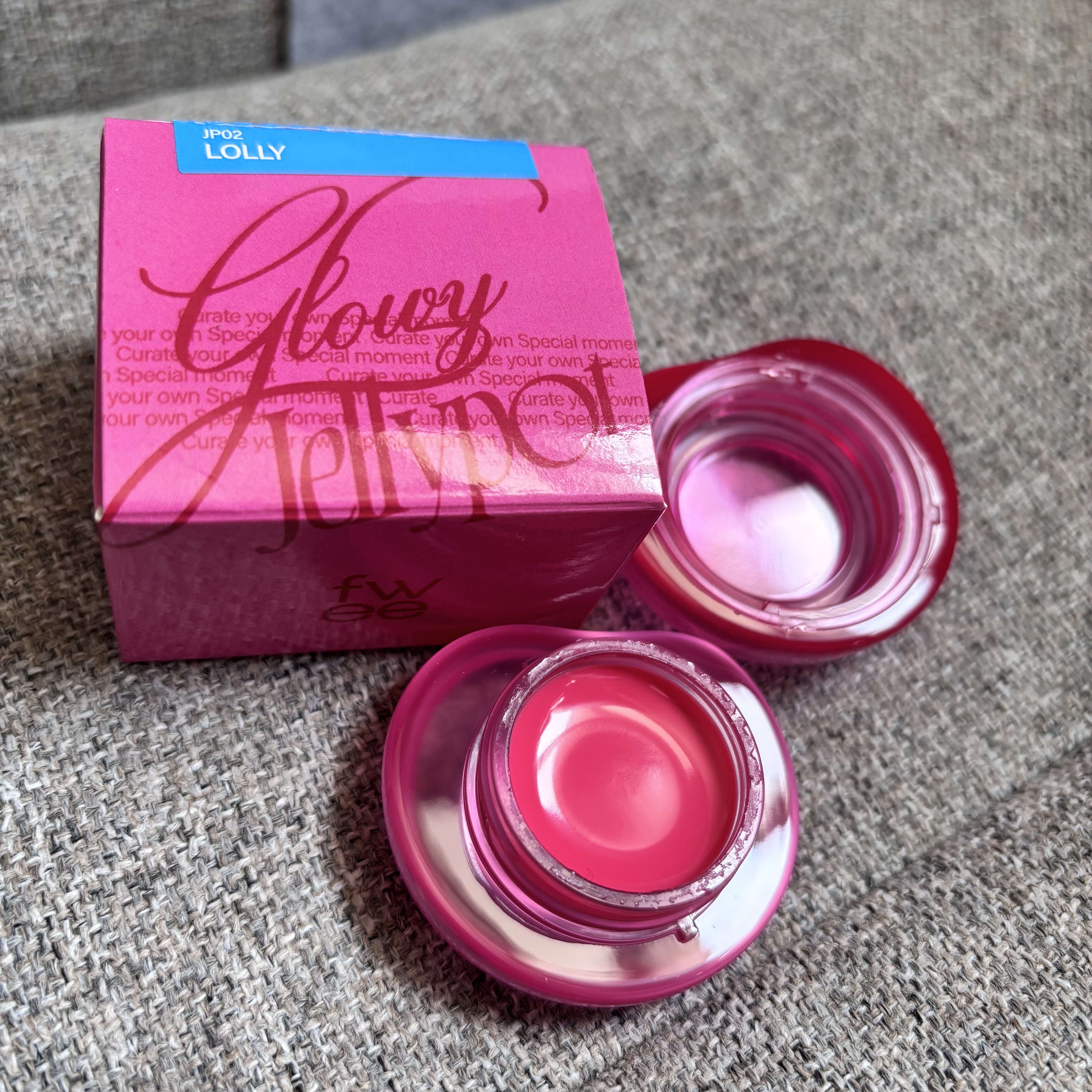 フィー リップアンドチーク グローイジェリーポット JP02 ロリポップ/fwee/リップグロスを使ったクチコミ（1枚目）