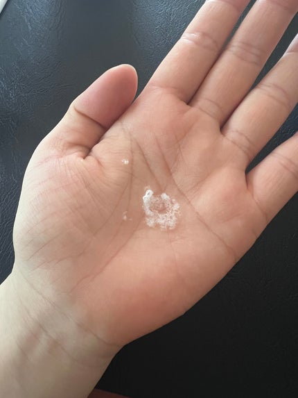 フローズンスプレー ホワイトサボンの香り/スキューズミー/デオドラント・制汗剤を使ったクチコミ(2枚目)