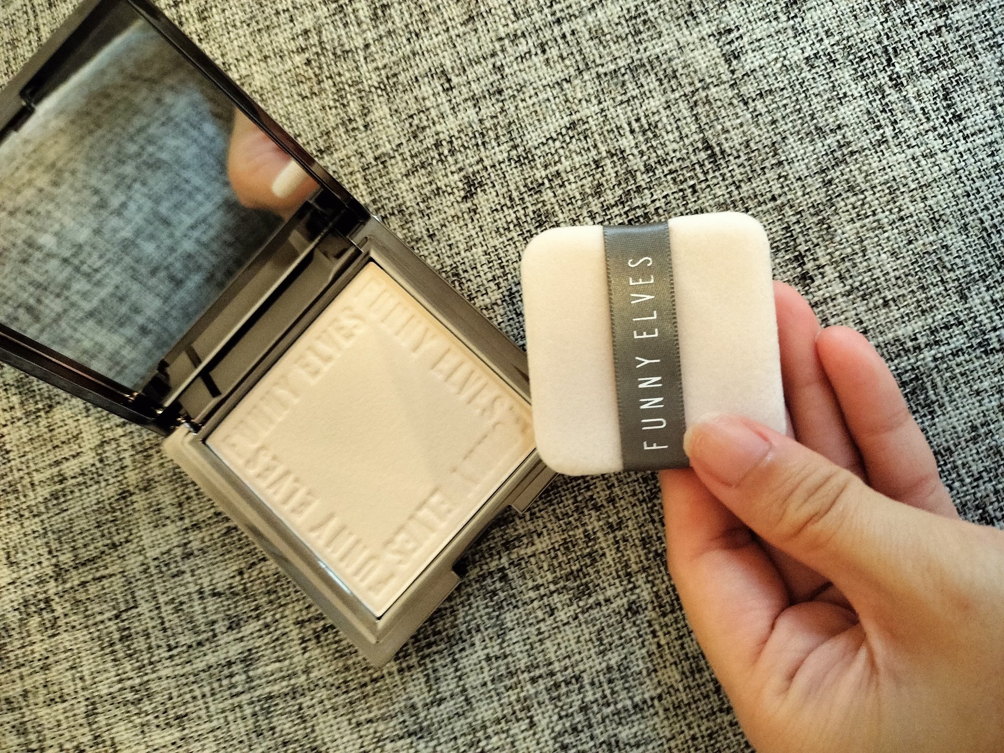 ソフトマットプレストパウダー/FUNNY ELVES方里/プレストパウダーを使ったクチコミ（2枚目）