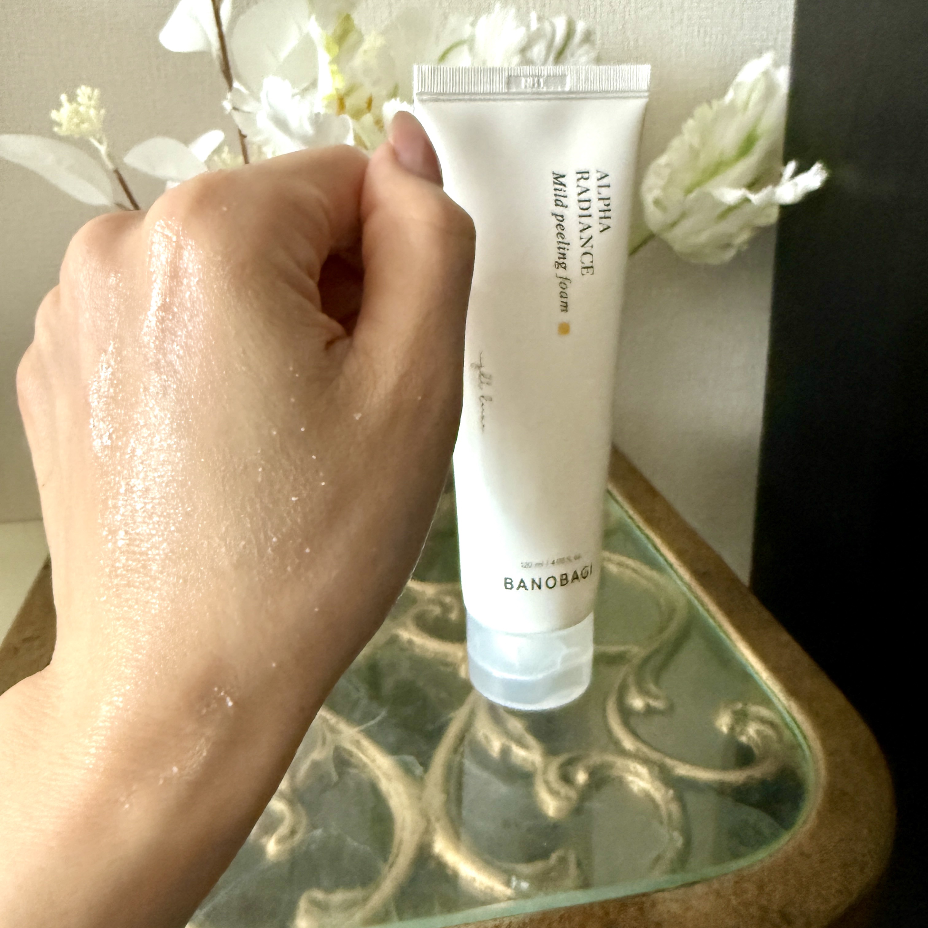 アルファラディアンスマイルド ピーリングフォーム/BANOBAGI/クレンジングを使ったクチコミ（1枚目）