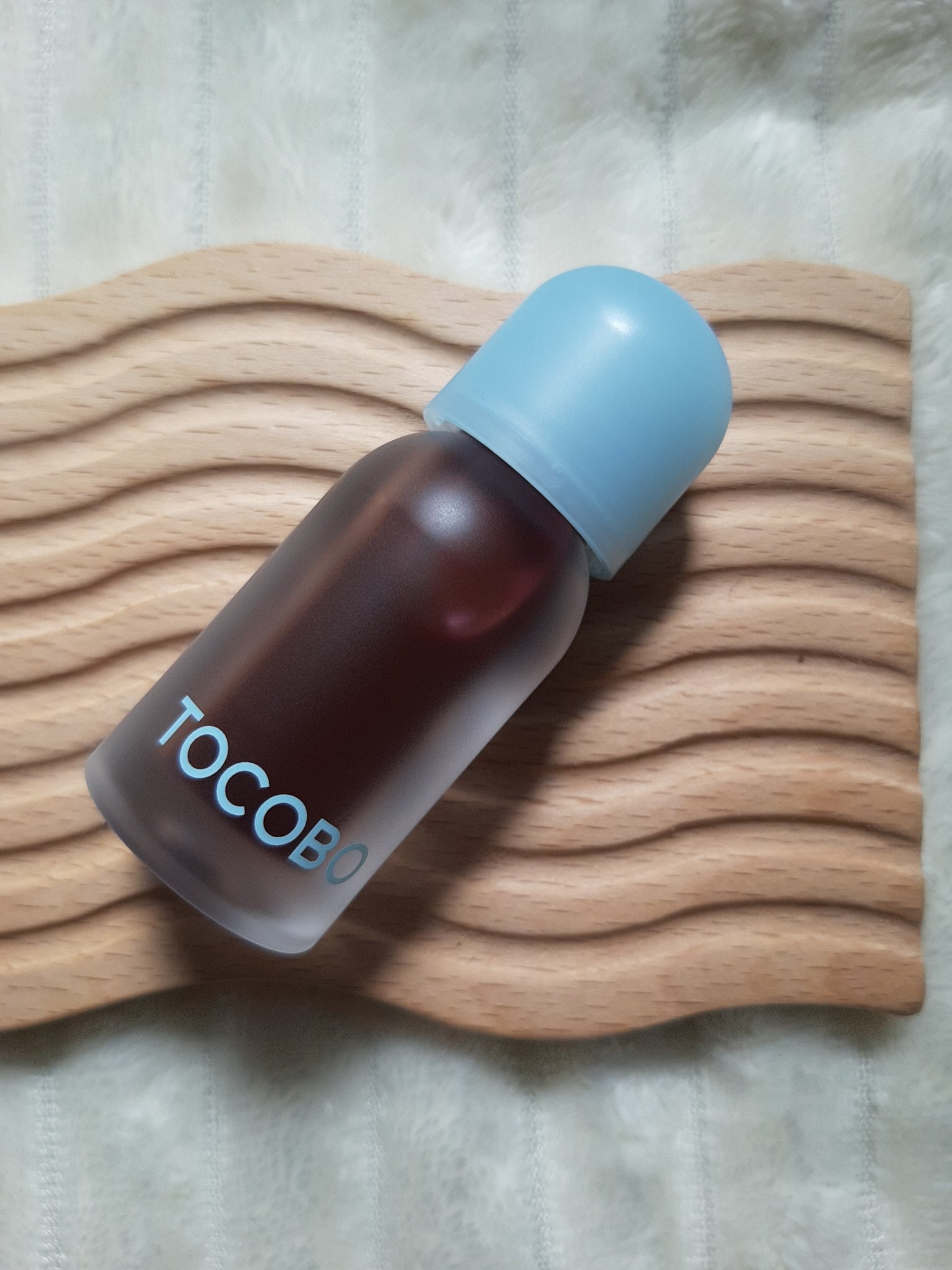 ジューシーベリープランピングリップオイル/TOCOBO/リップグロスを使ったクチコミ（2枚目）