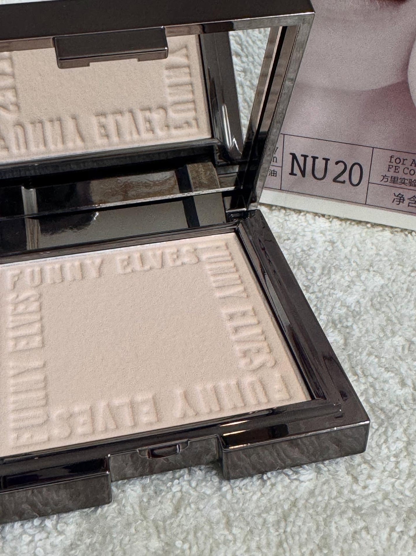 ソフトマットプレストパウダー/FUNNY ELVES方里/プレストパウダーを使ったクチコミ(1枚目)